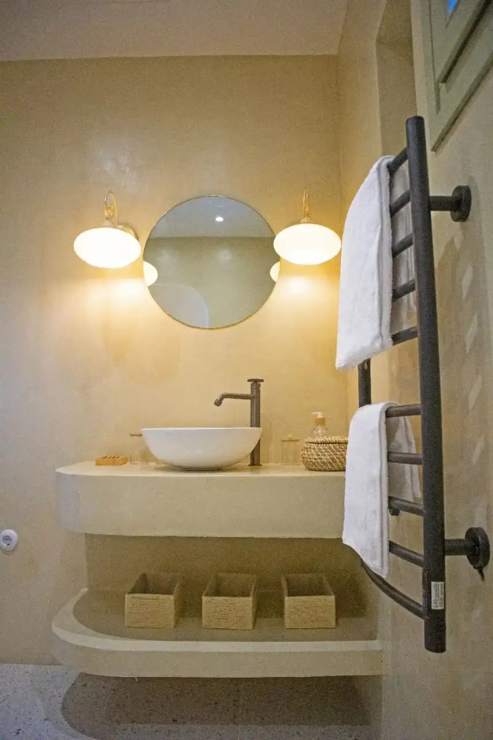 Rock n' Olive Villas