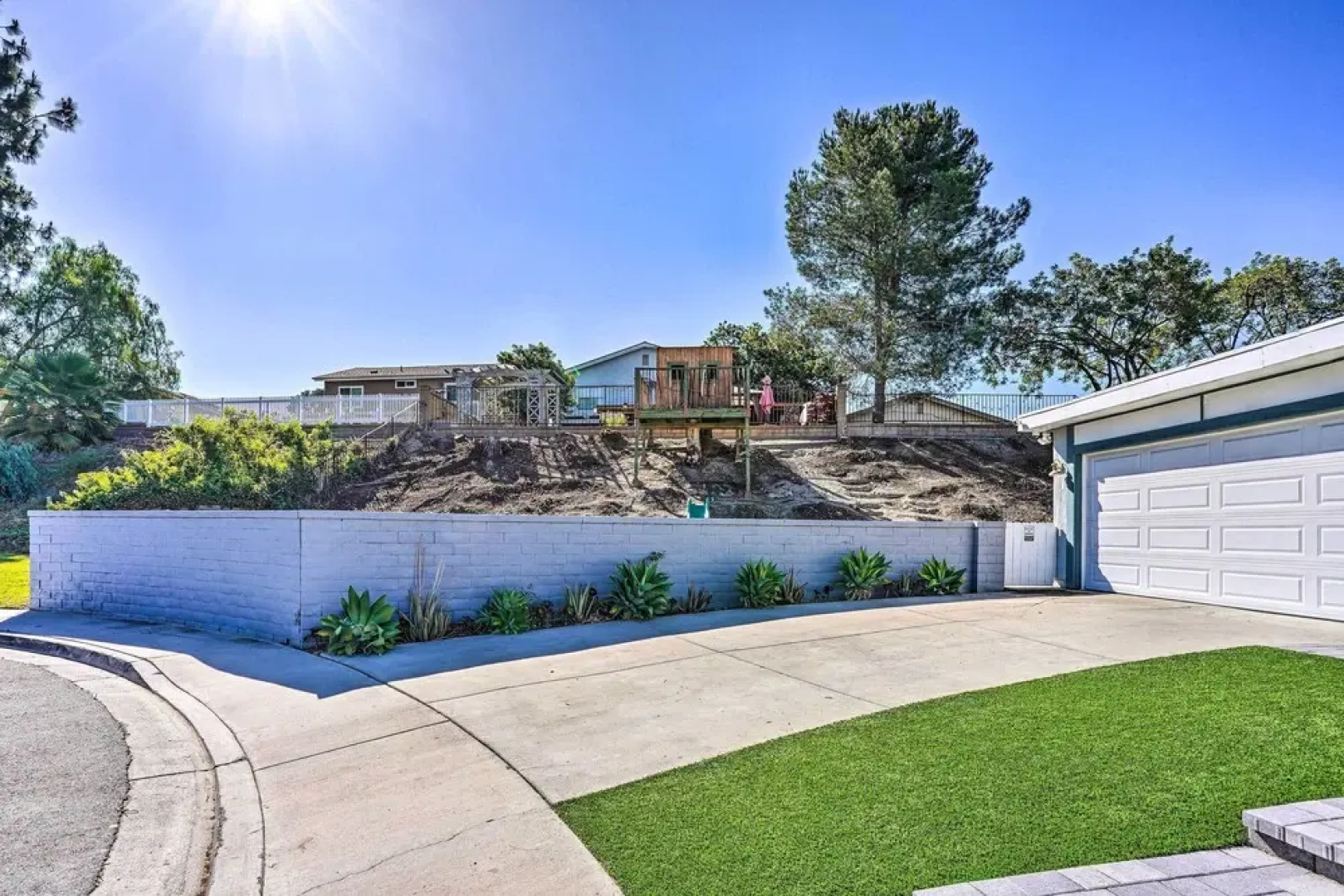 Sunny Orange County Abode w/ Fire Pit & Backyard!