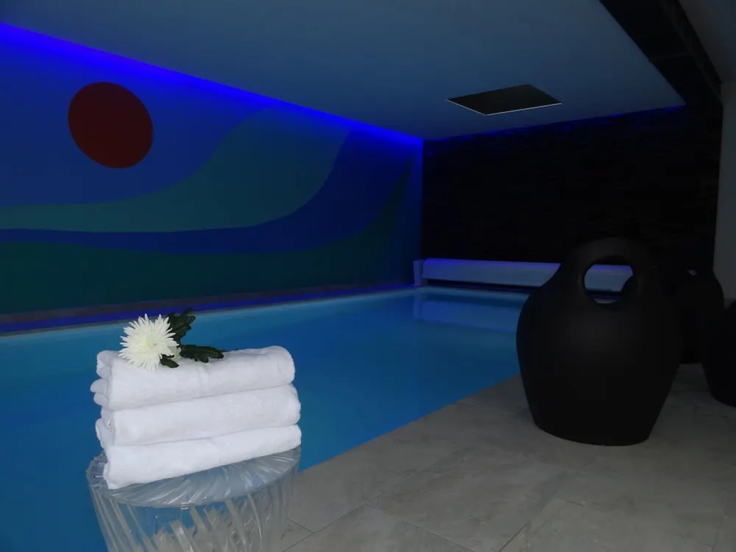 Villa ty Mam'Goz, Pres de Roscoff, spa, piscine interieure, plage a 50 m