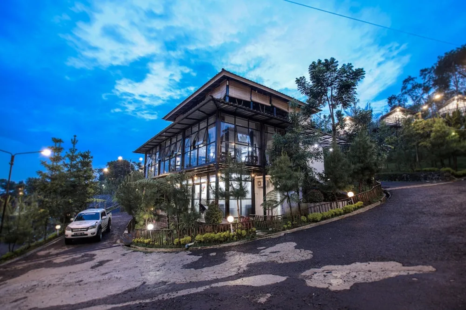 Miracle Signature Hills