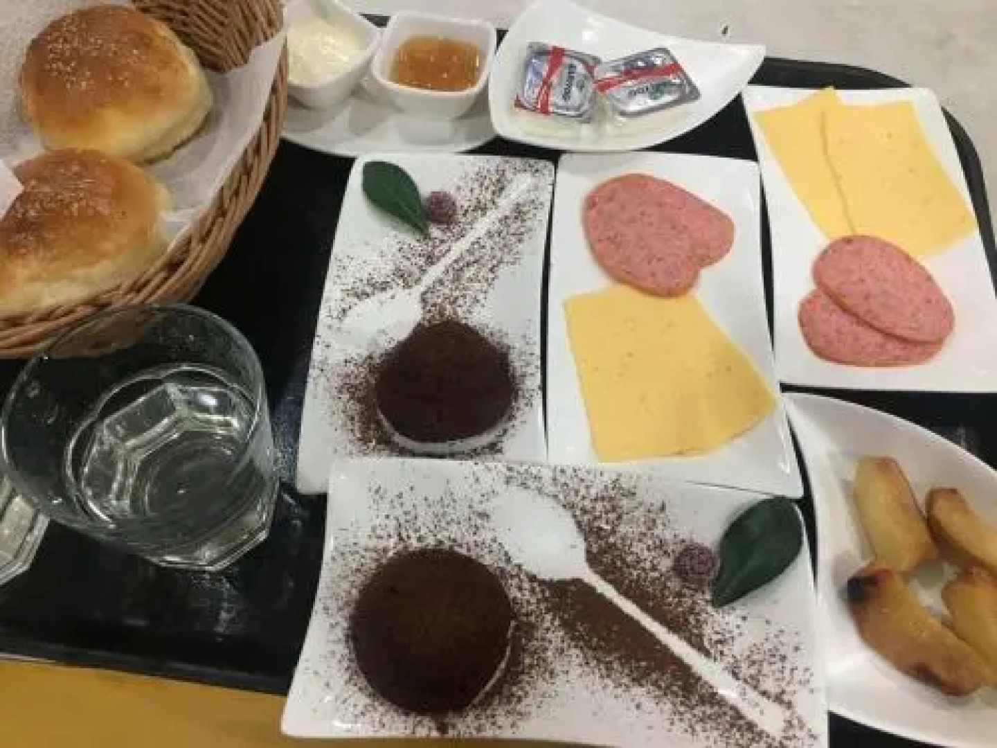 Charos Deluxe Resort & Spa