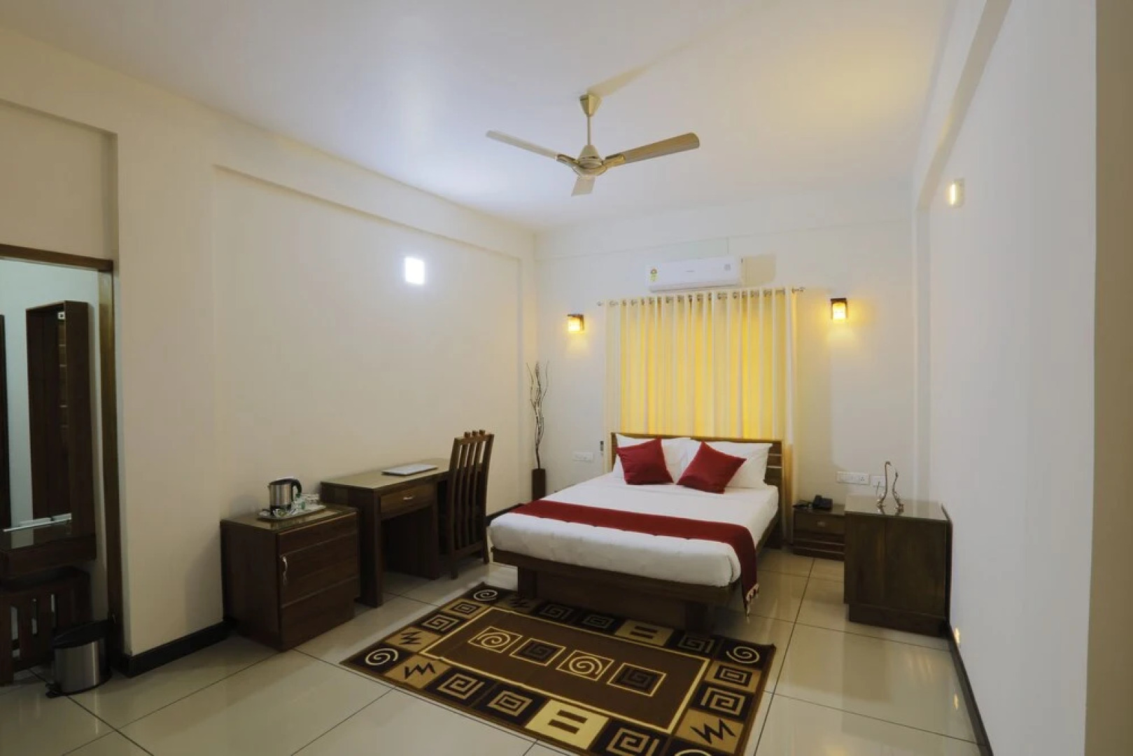 Gokulam Heritage Plaza