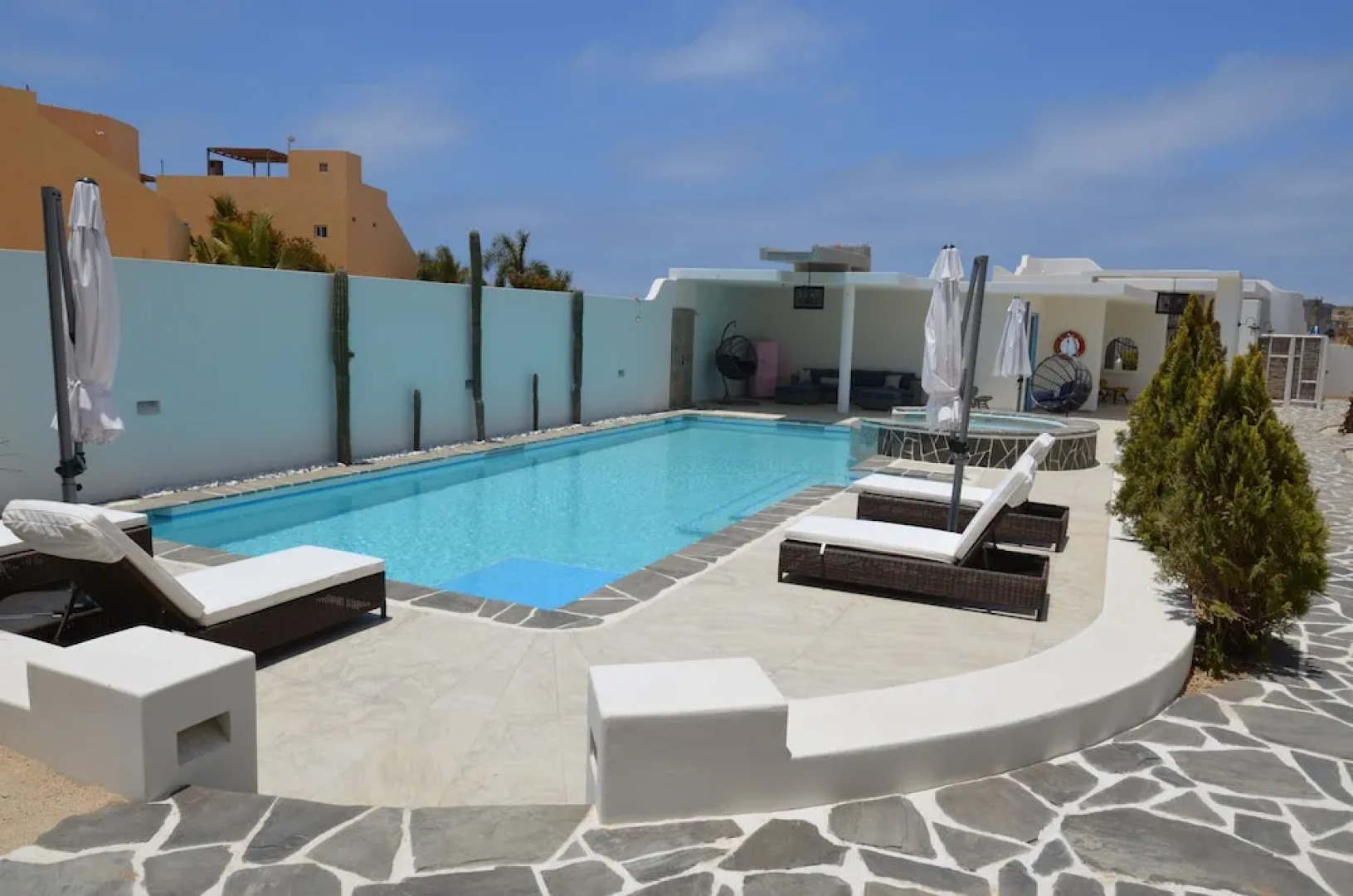 The Freesouls Residences Cerritos Beach