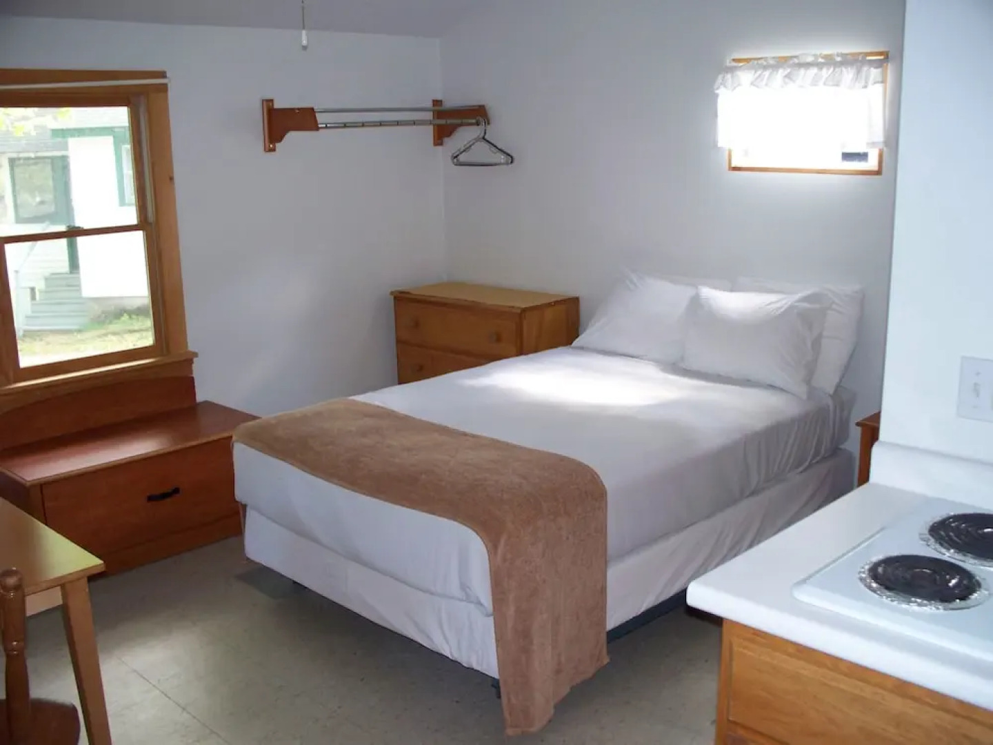 Anchorage at the Lake