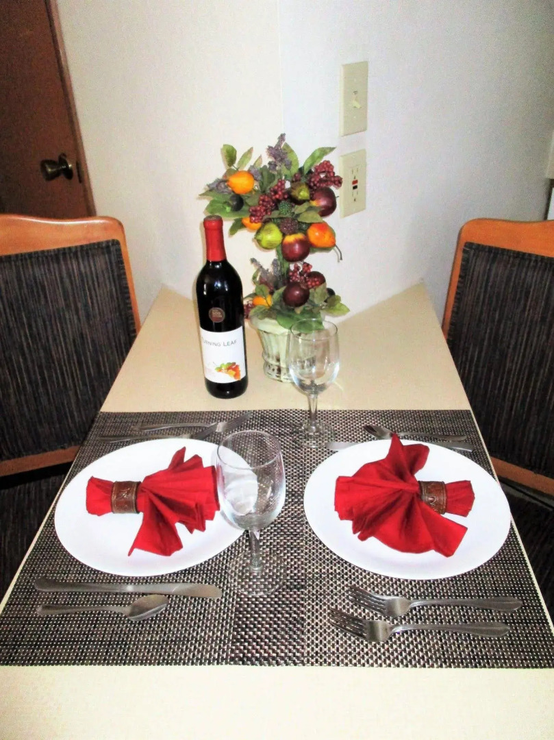 Turning Leaf Furnished Townhomes