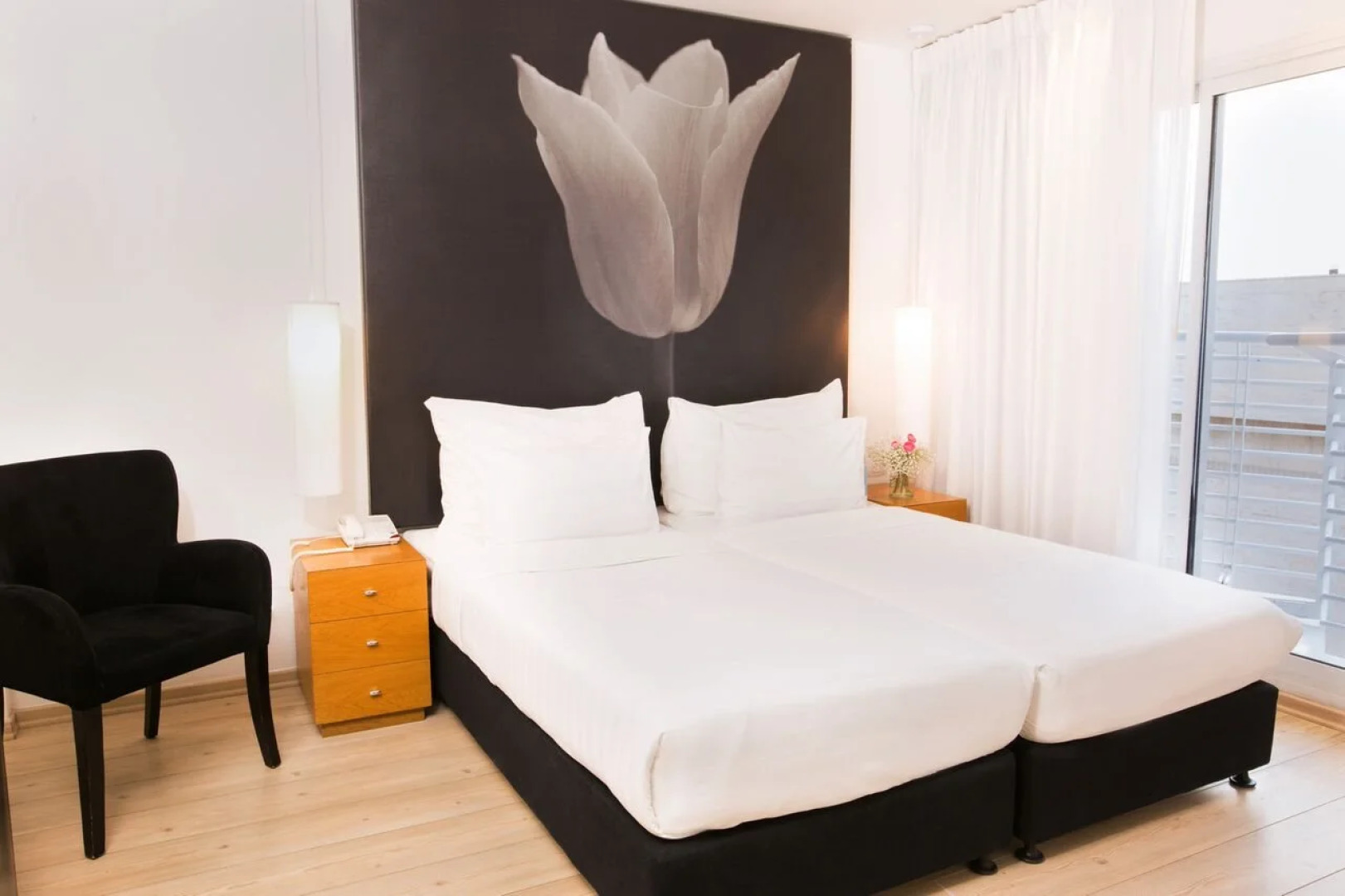 The Savoy Tel-Aviv, Sea Side