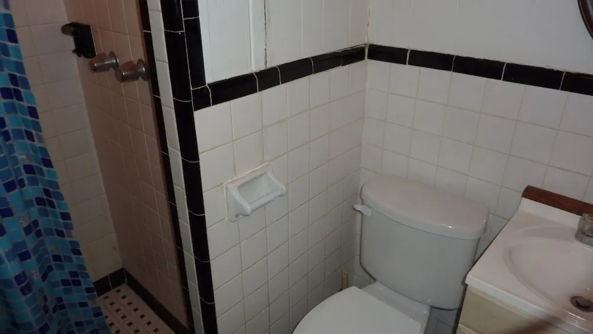 Cottage BY THE SEA - Unit A by Jekyll Realty