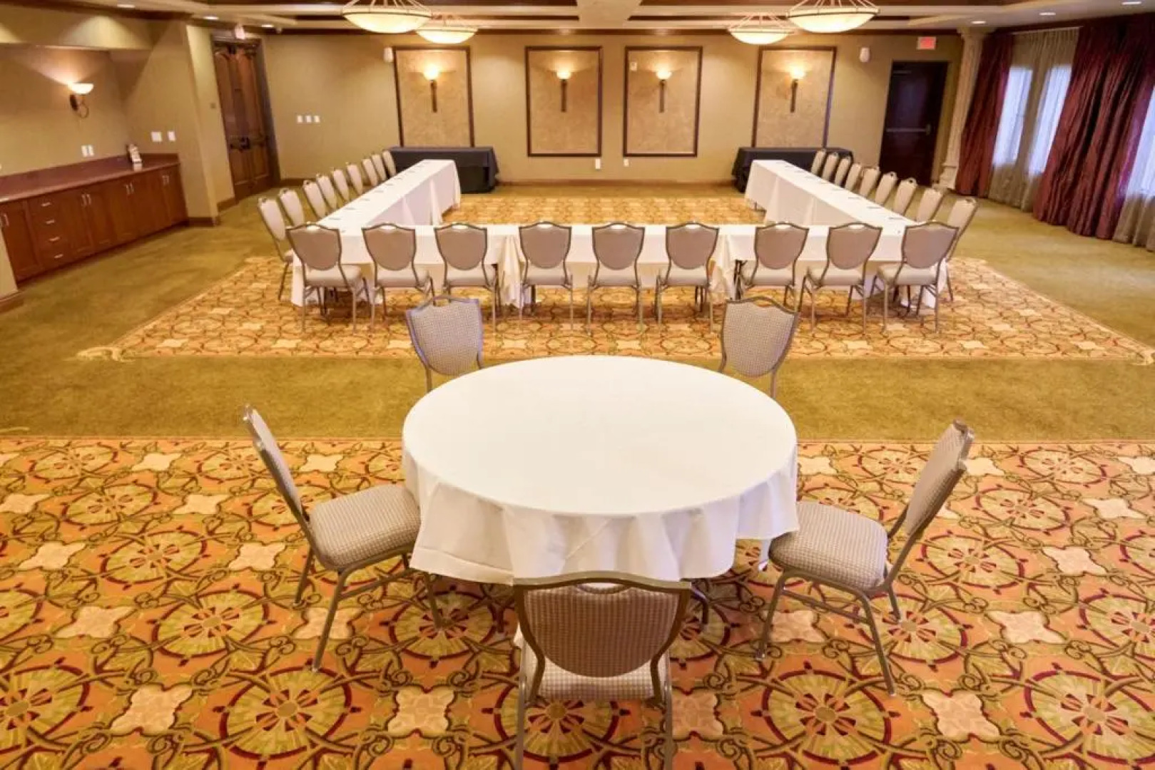 Bellasera Hotel & Suites Paso Robles, Tapestry by Hilton