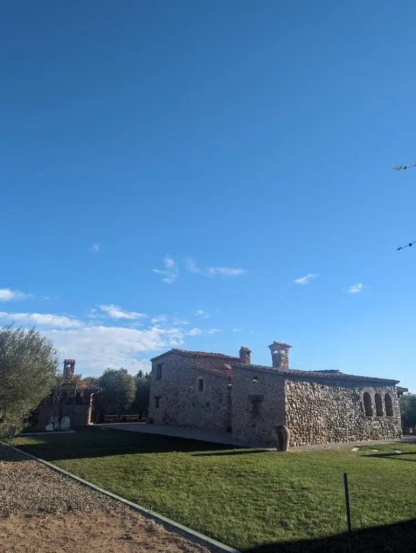 Casa Hostalets - In the Middle of the Olive Trees