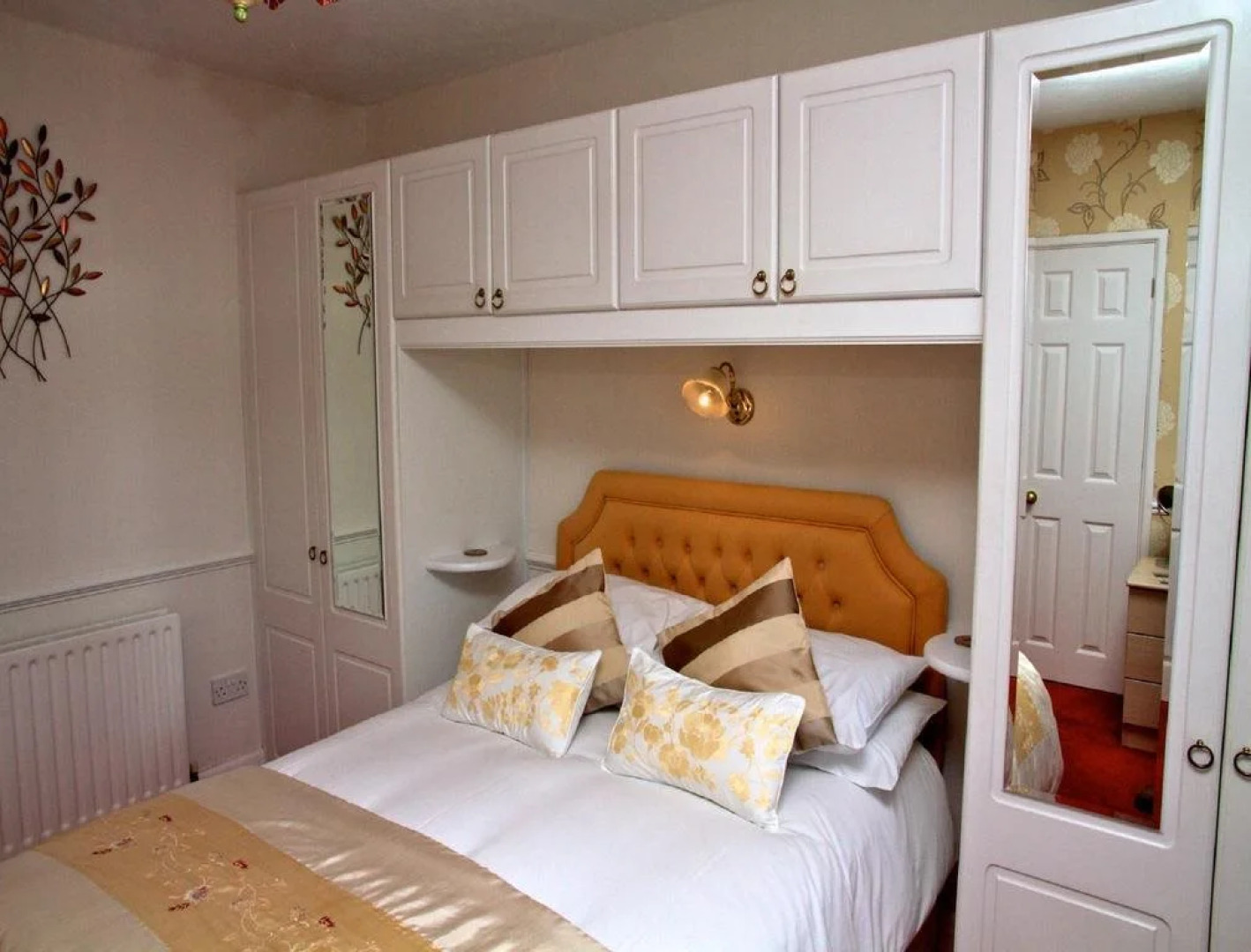 Pink House Bed And Breakfast