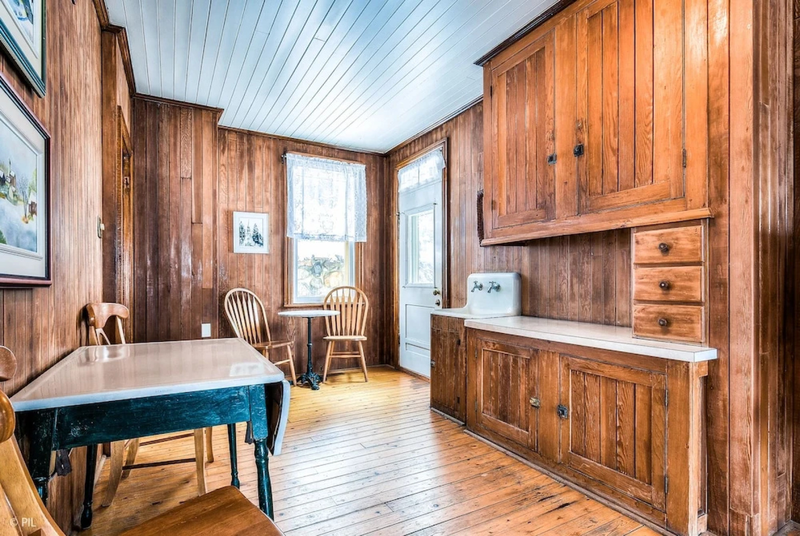 Auberge La Porte Rouge