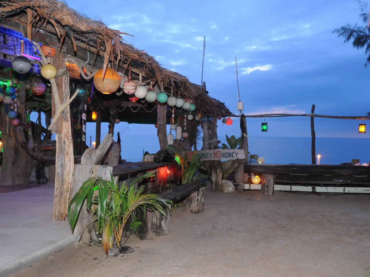 Lanta Riviera Resort