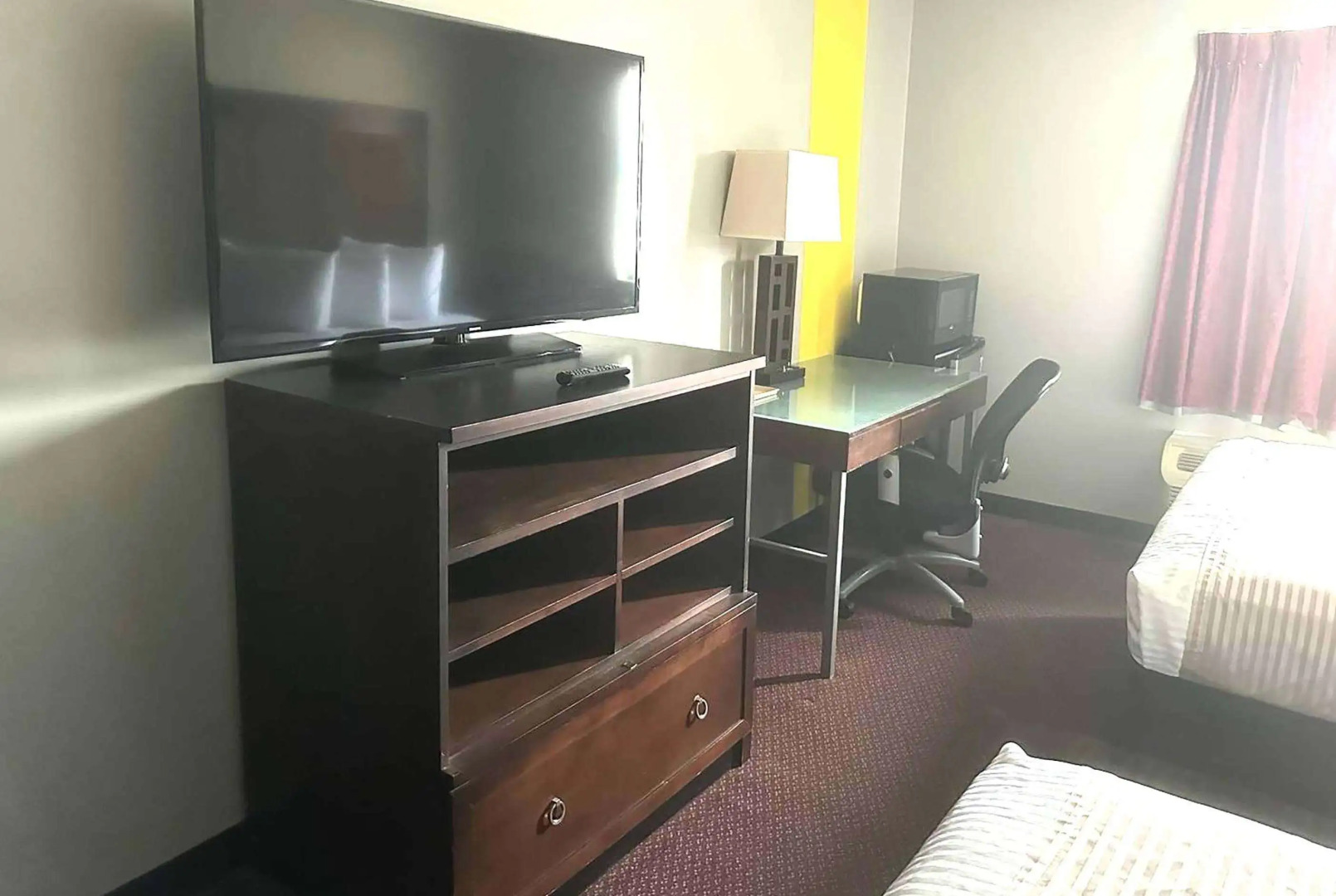 Super 8 by Wyndham Fort Scott