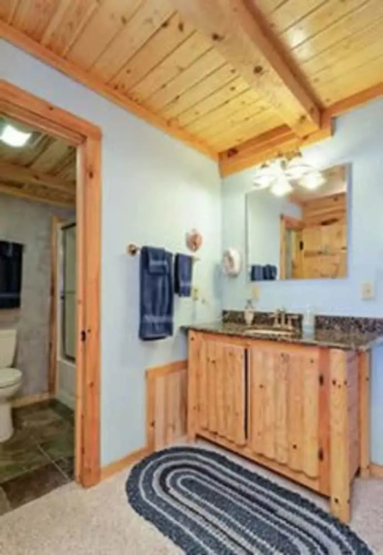 White River Lodge Bed and Breakfast