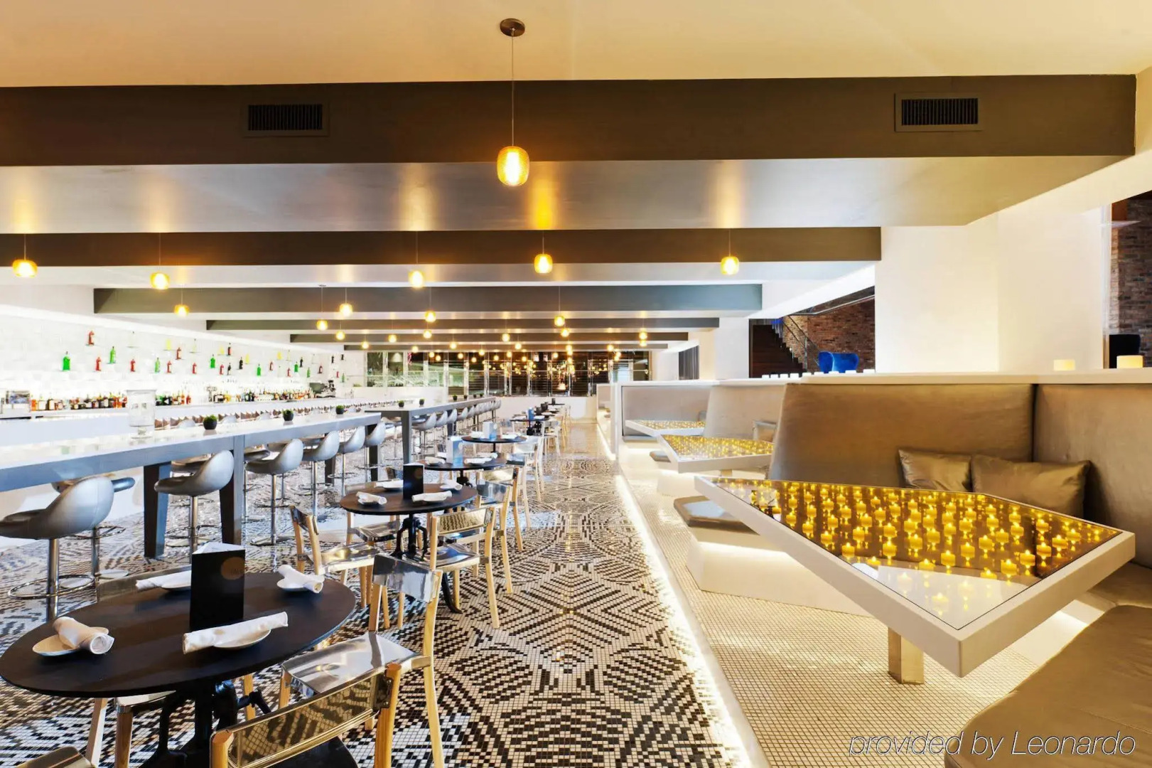 Radisson Blu Aqua Hotel Chicago