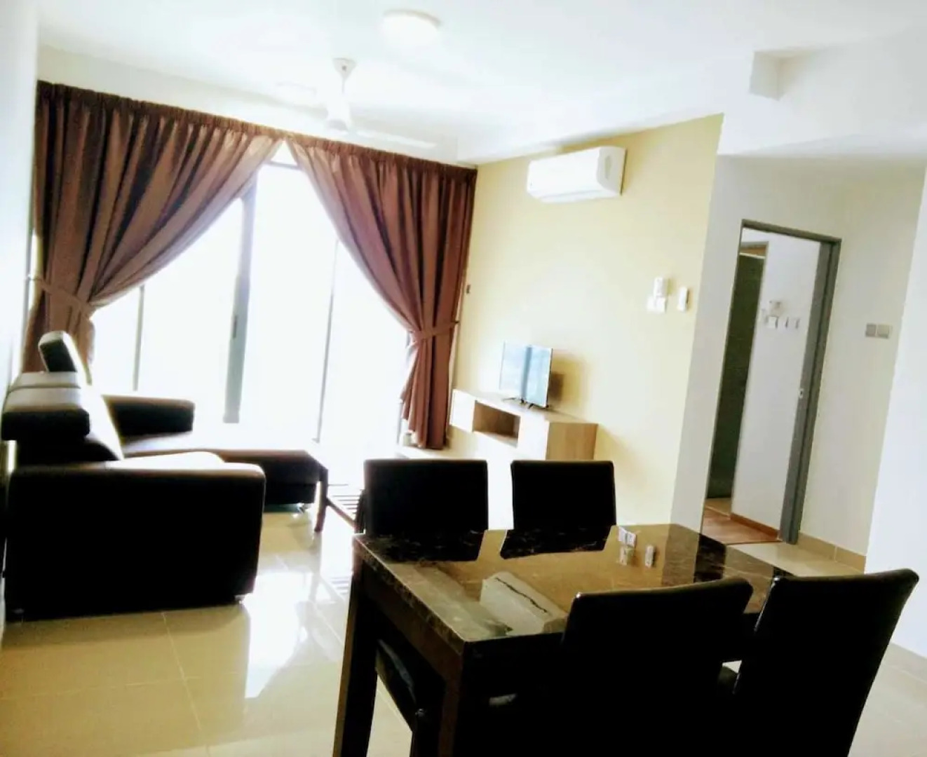 One Amerin Residence Mall & Suites