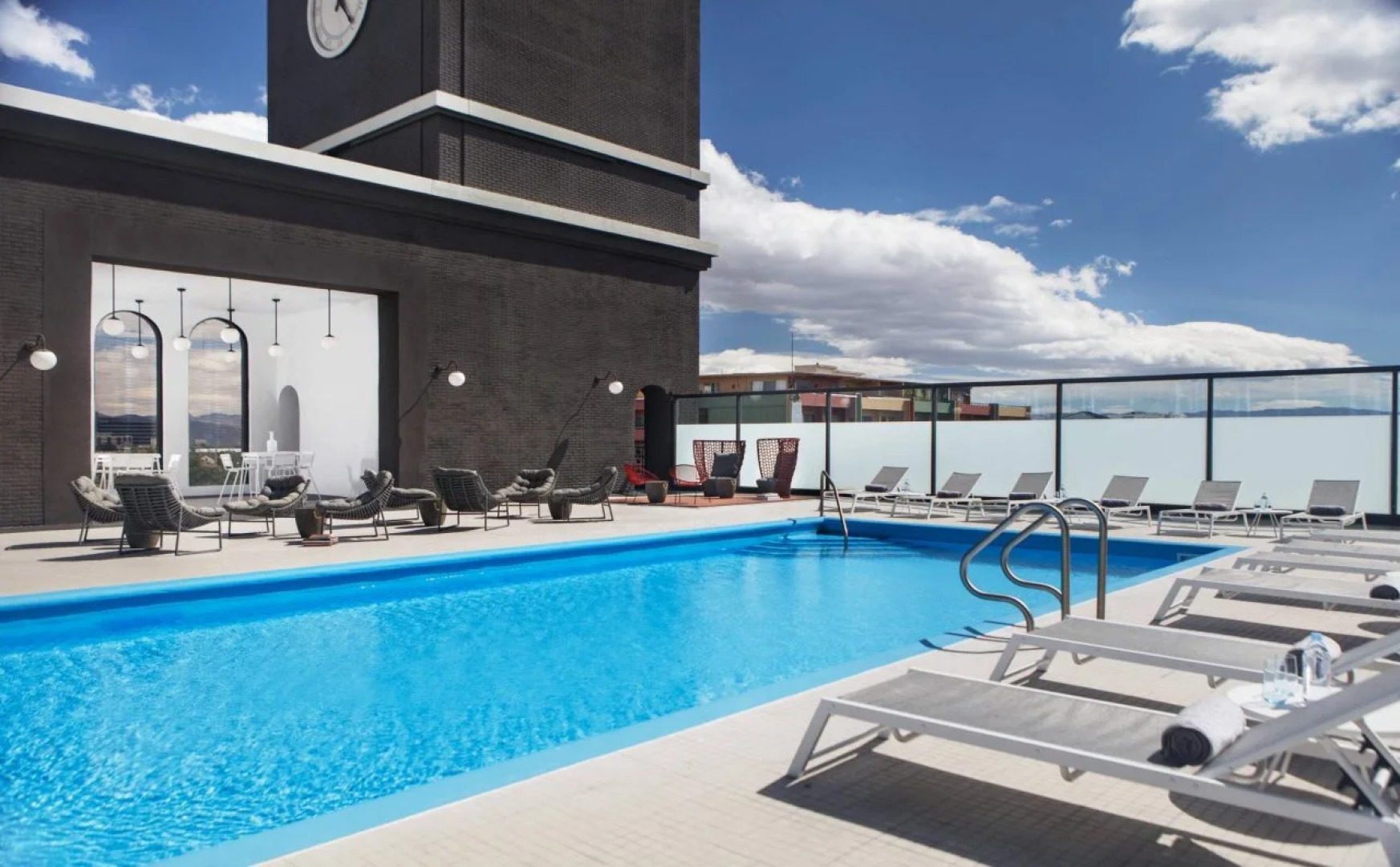 Renaissance Reno Downtown Hotel & Spa