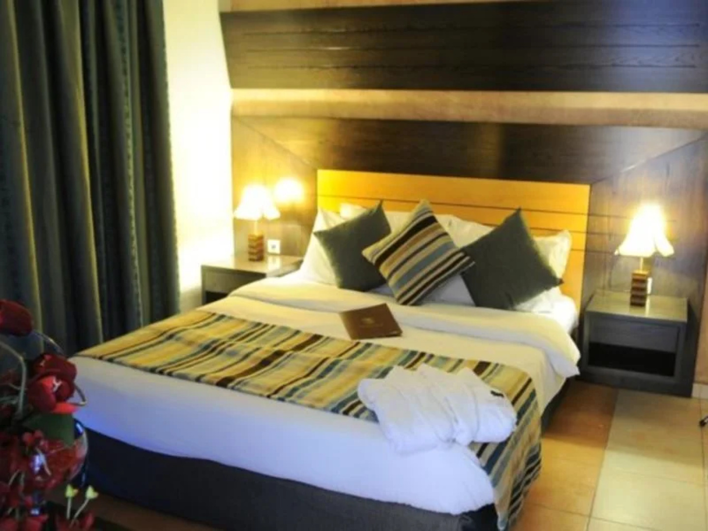 Sun Hills Suites Hotel