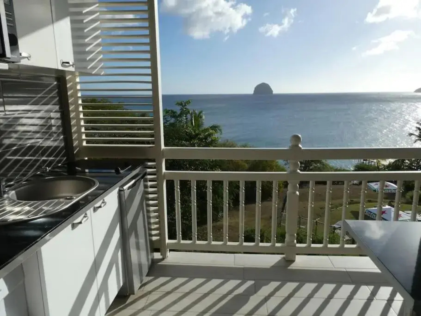 Appartement terrasse vue mer et piscine