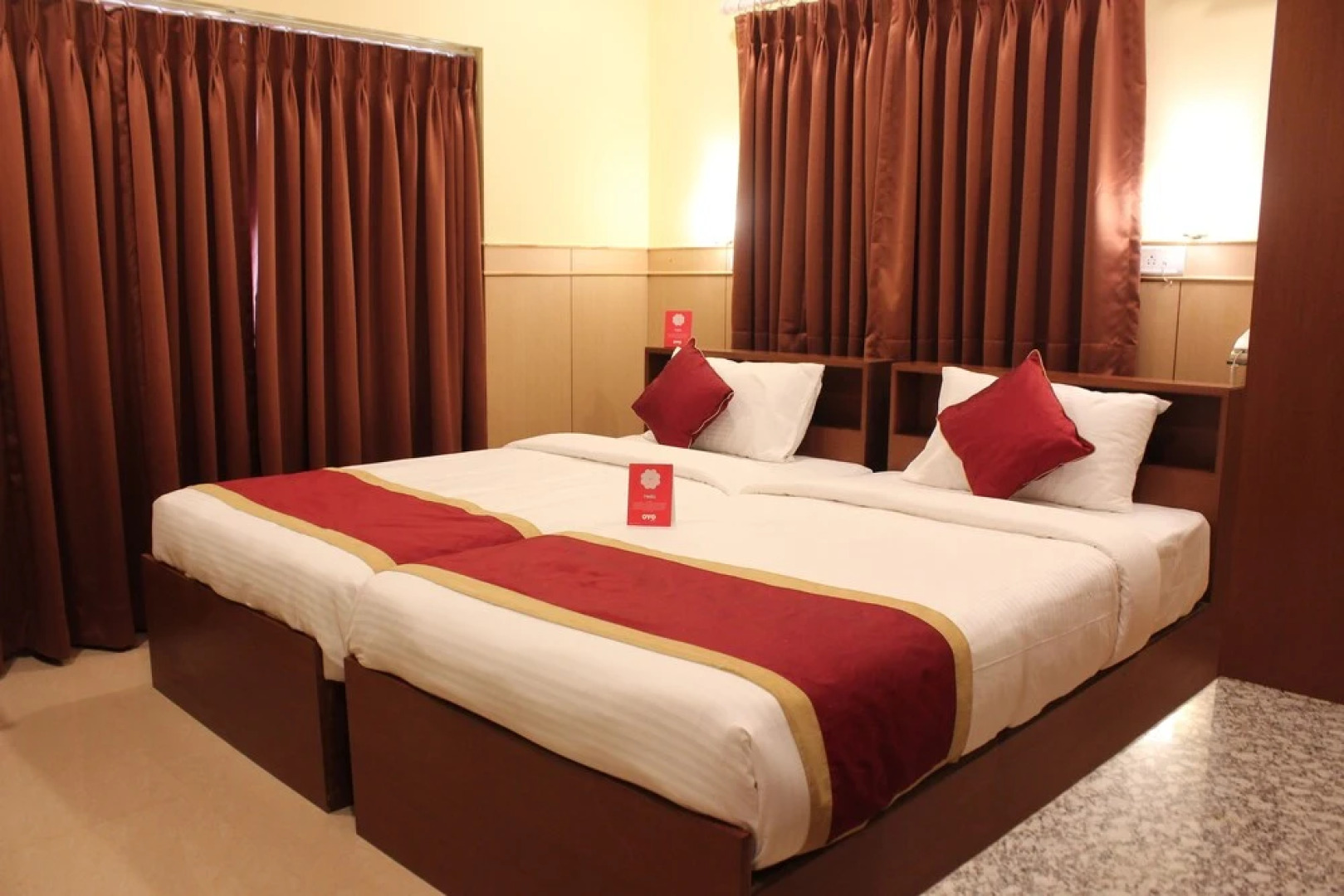 OYO 8877 Dynasty Villa Boutique Resort