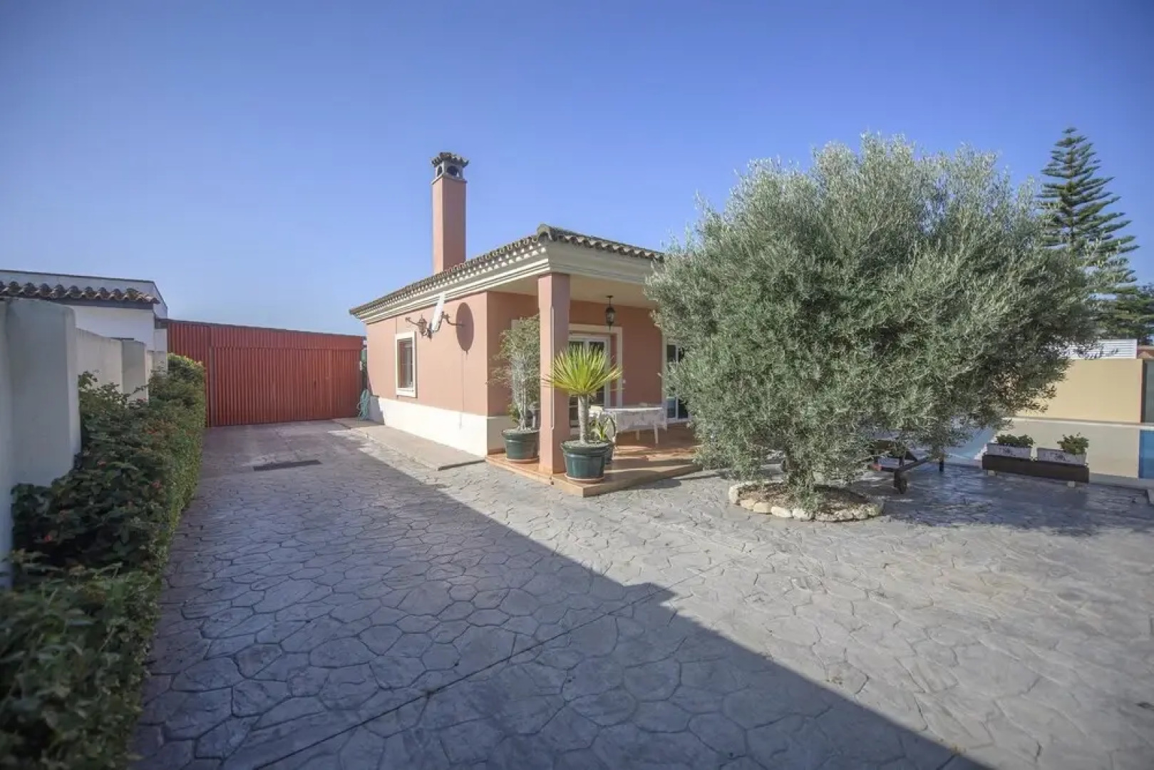 Villa With 3 Bedrooms in Chipiona, With Private Pool, Enclosed Garden and Wifi - 200 m From the Beach