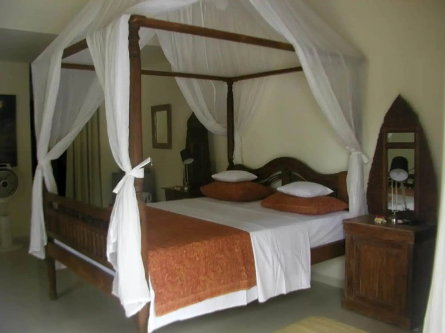 Frangipani Beach Hotel