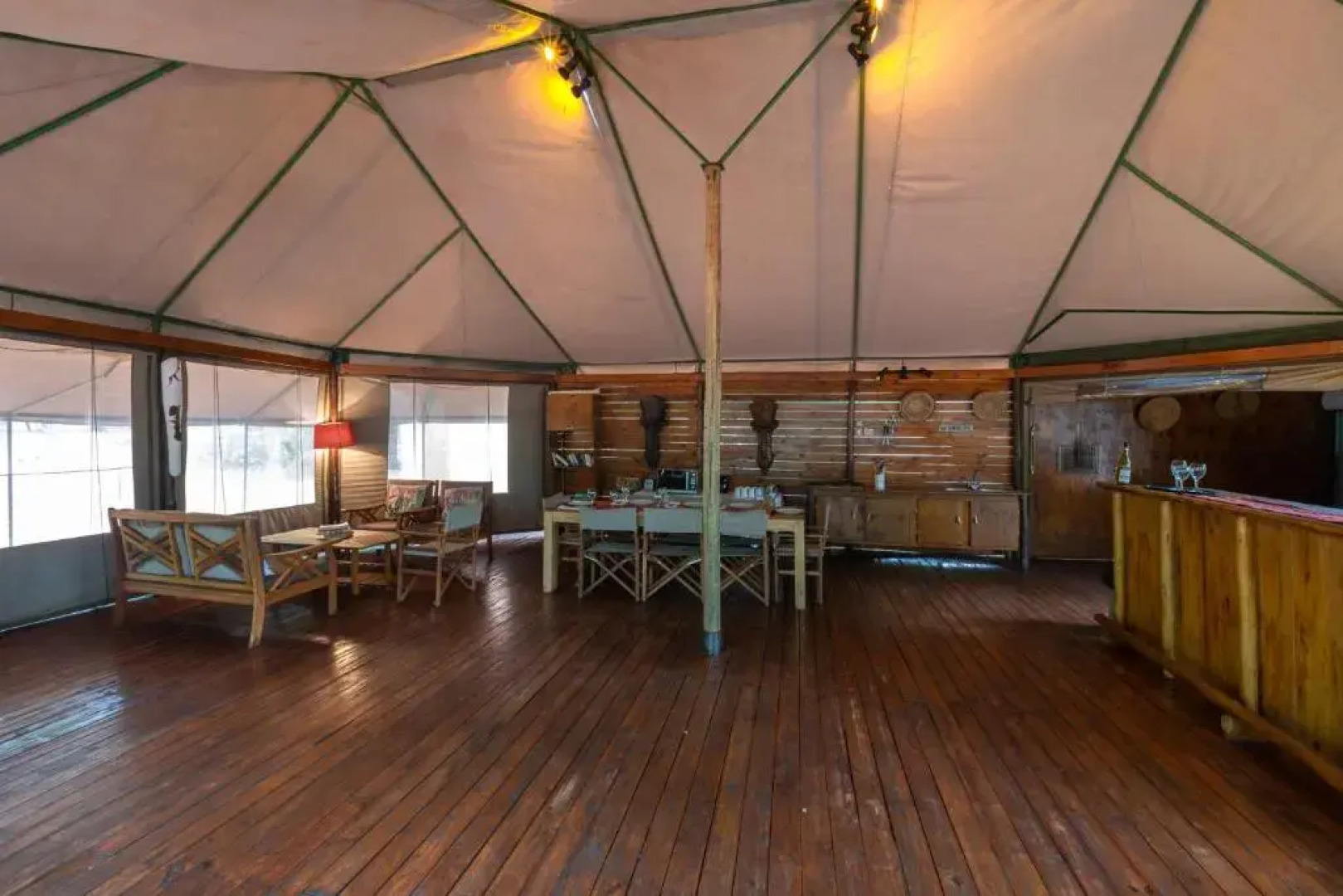 Iphofolo Lodge & Tented Camp