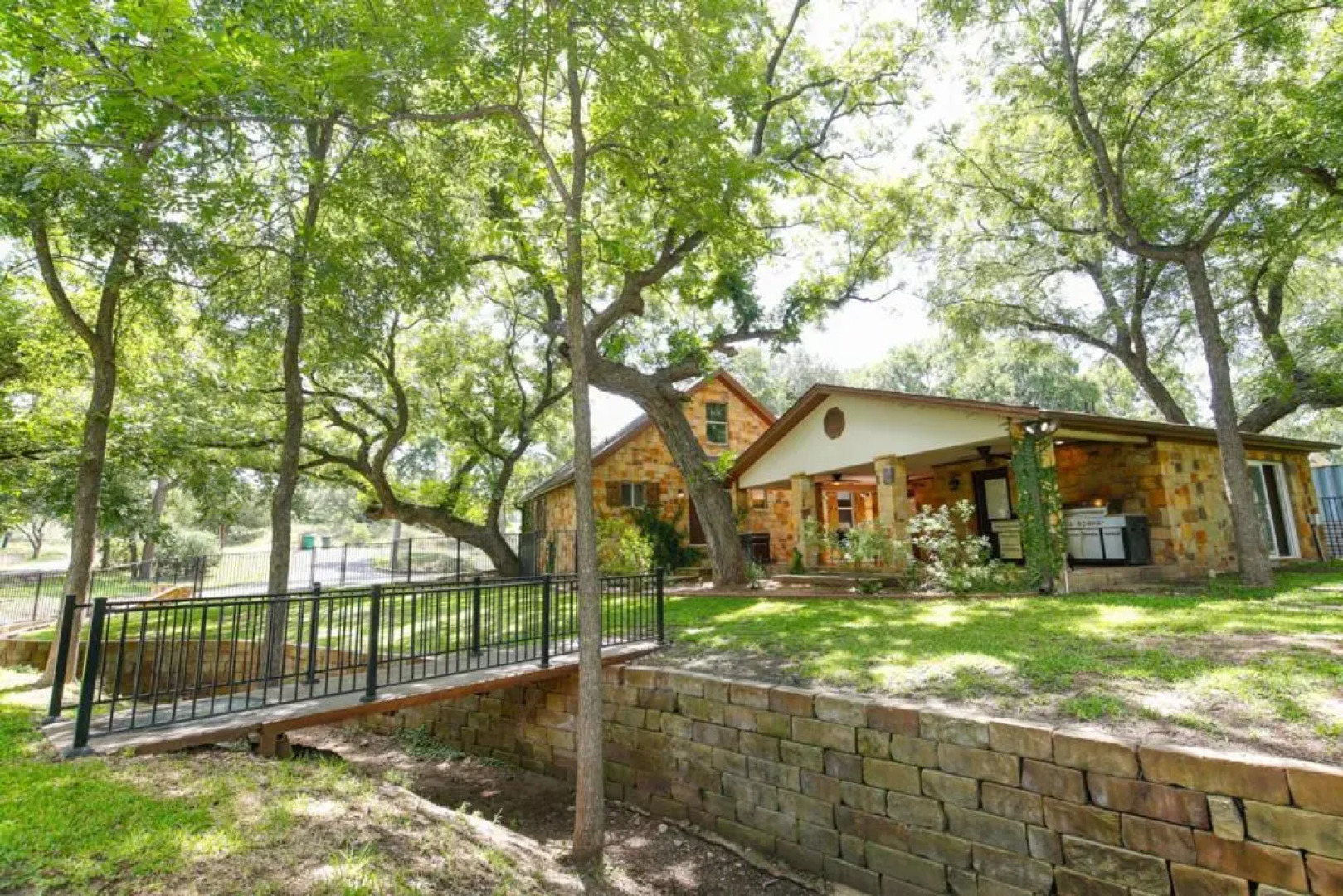 Lake LBJ 4BR Home w/ Boat Deck, Huge Yard