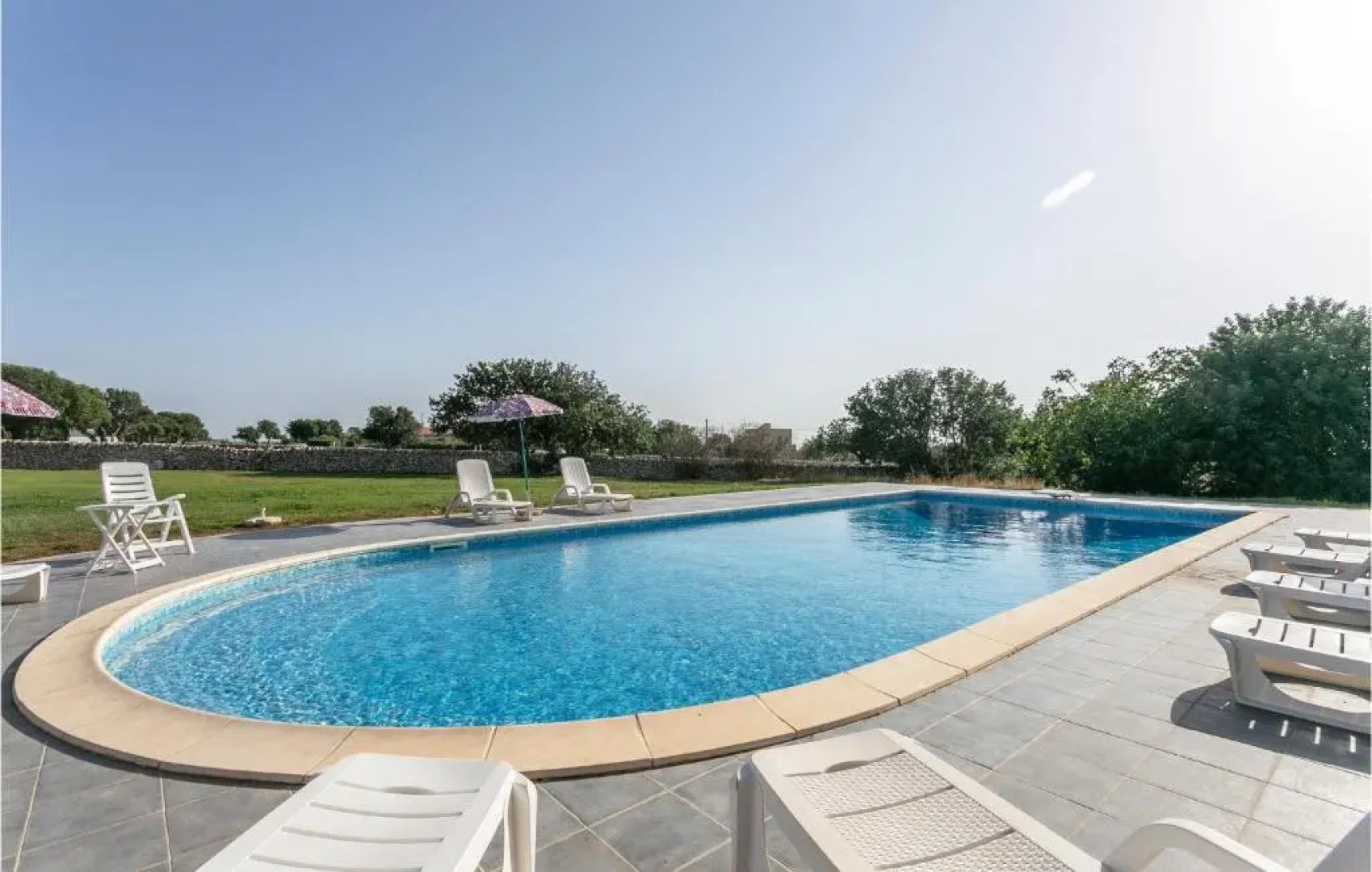 Stunning Home in Ragusa With 6 Bedrooms, Private Swimming Pool and Outdoor Swimming Pool