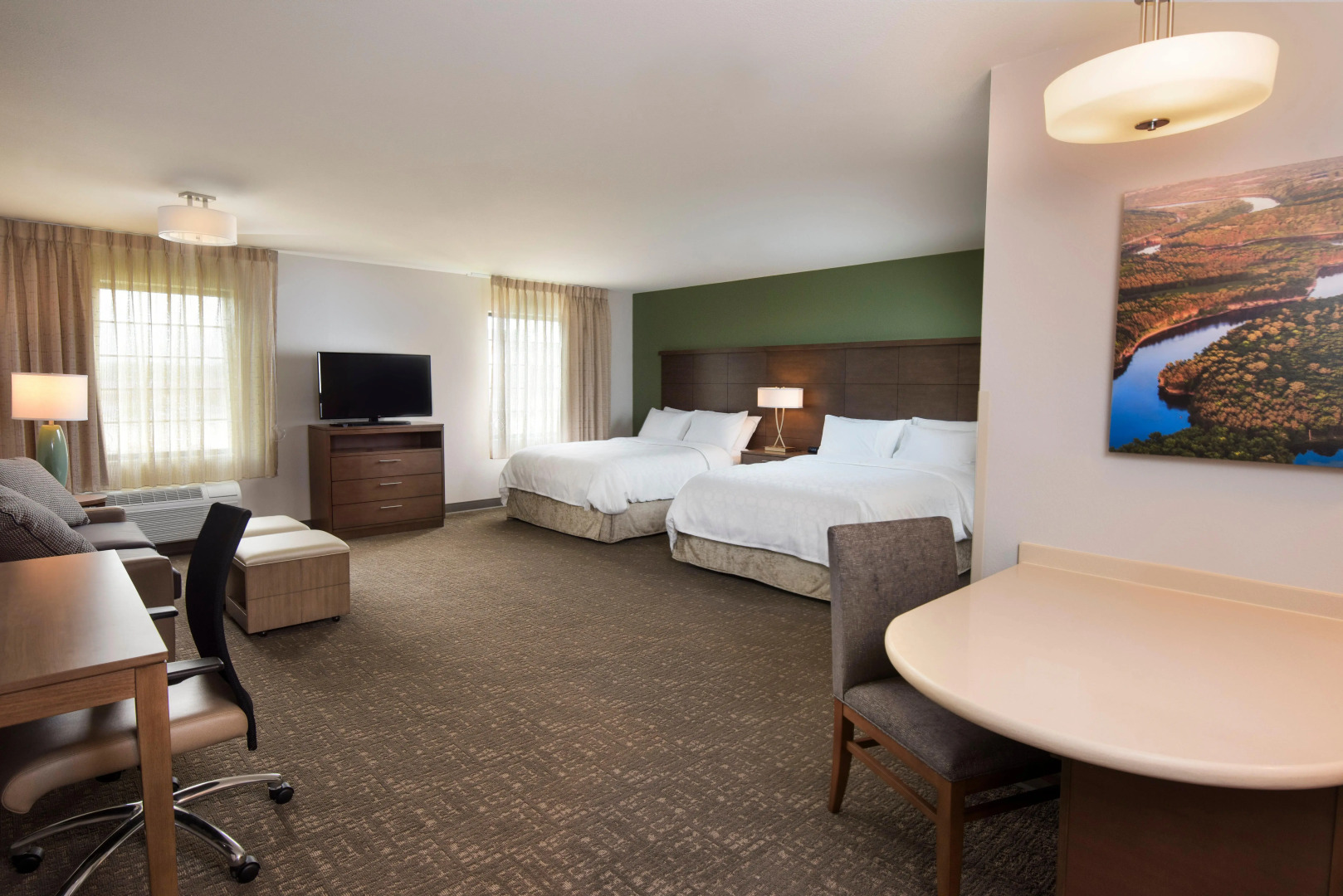 Staybridge Suites Wisconsin Dells - Lake Delton by IHG