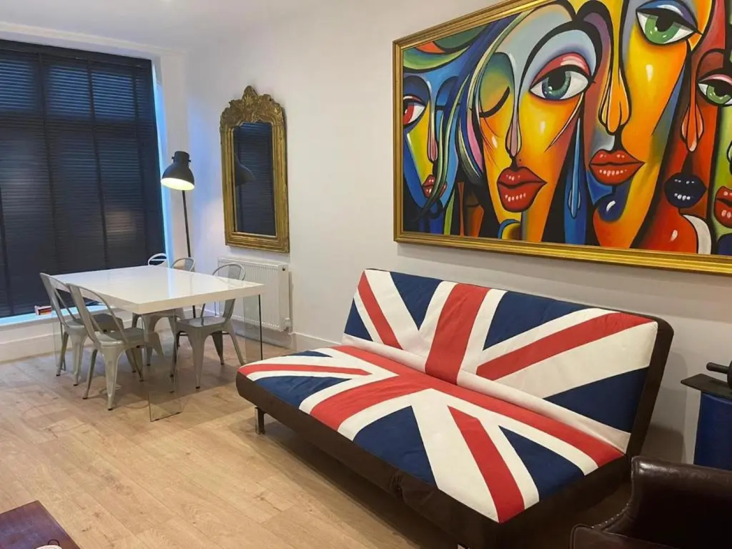 Bagshot PennyHill Park Camberley Ascot Luxury 1 Bed 1 Bath Sleeps 4
