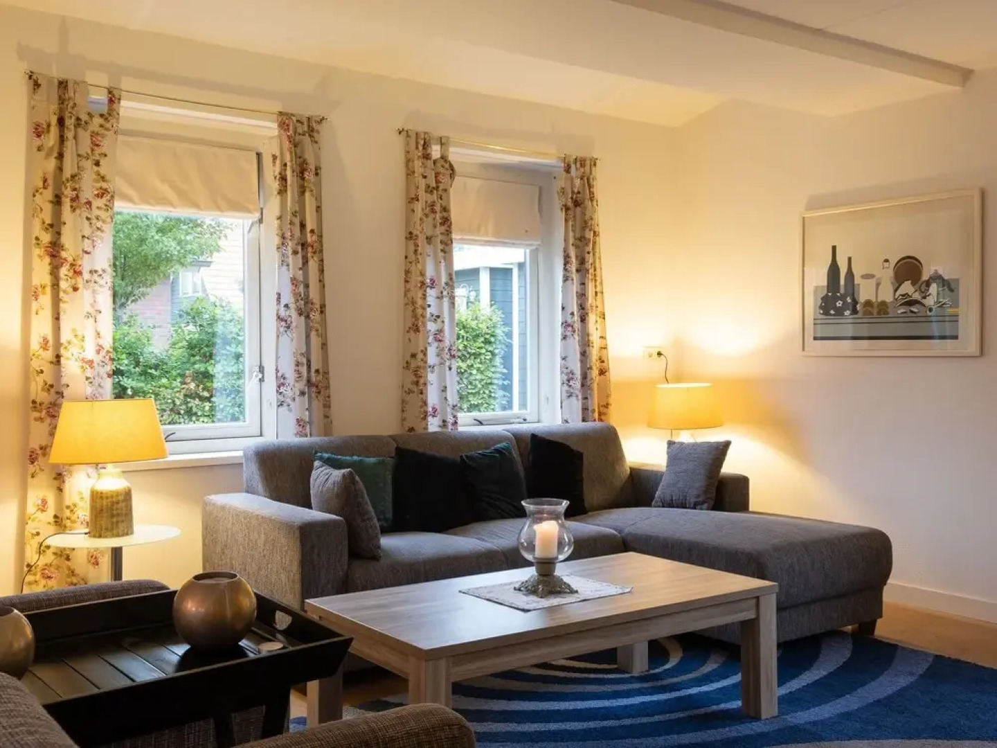 Atmospheric Holiday Home in a Quiet Location on the Outskirts of Zonnemaire