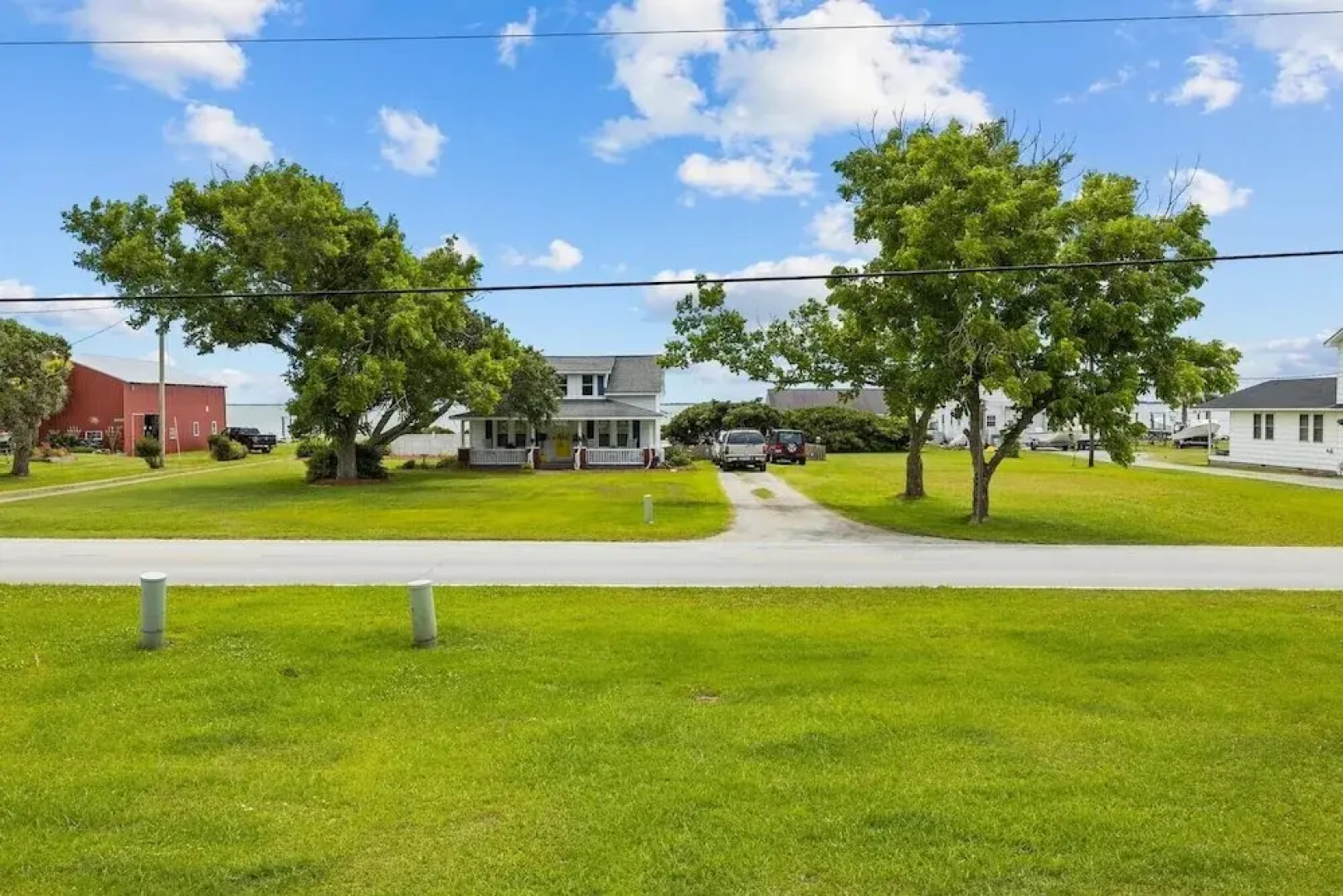 High Tider 3 Bedroom Home by RedAwning