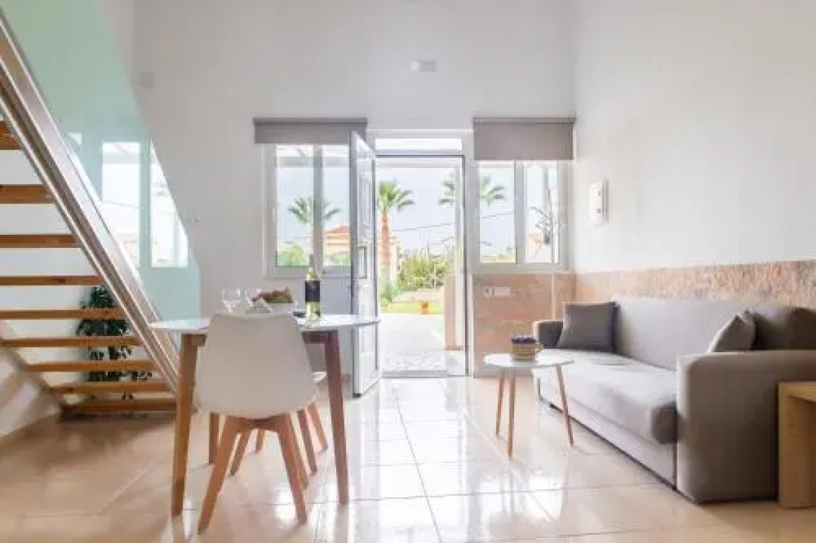 Argiri Apartments & Suites