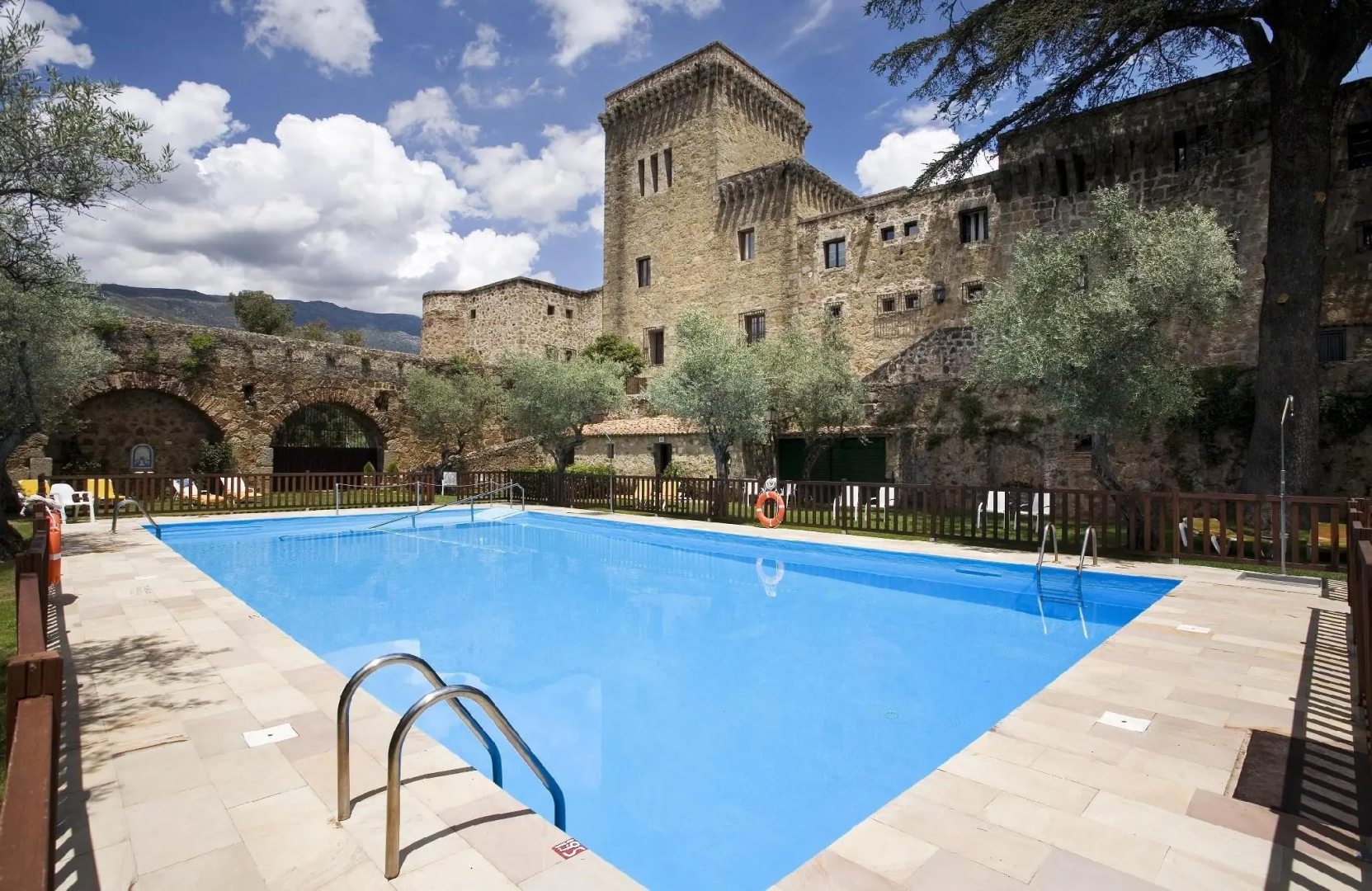 Parador De Jarandilla De La Vera