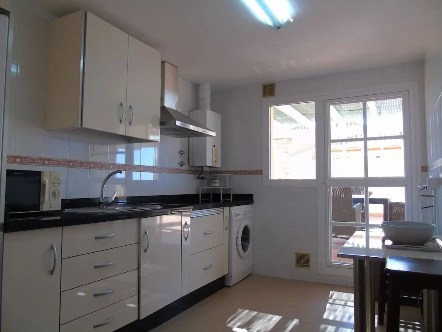 A&N Baviera Luxury - Three Bedroom Apartment, Sleeps 6