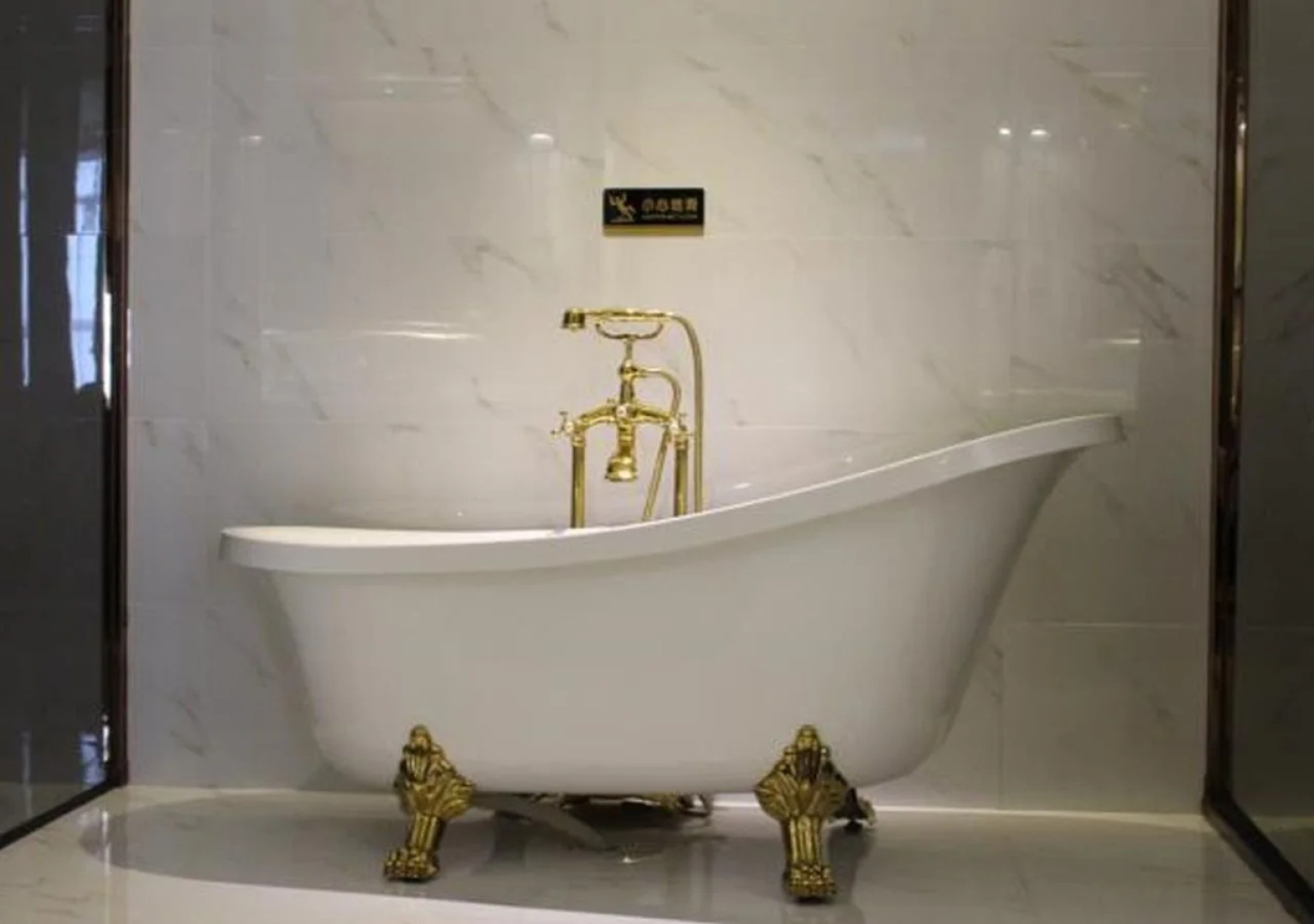 Lavande Hotel (Yangjiang Xiping Road Walmart)
