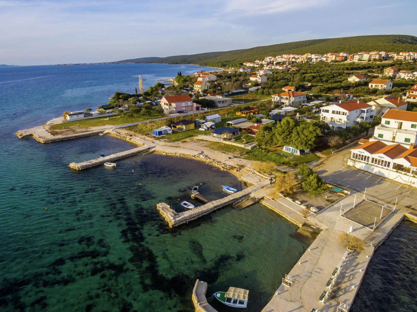 Apartment With Direct Sand Beach Access