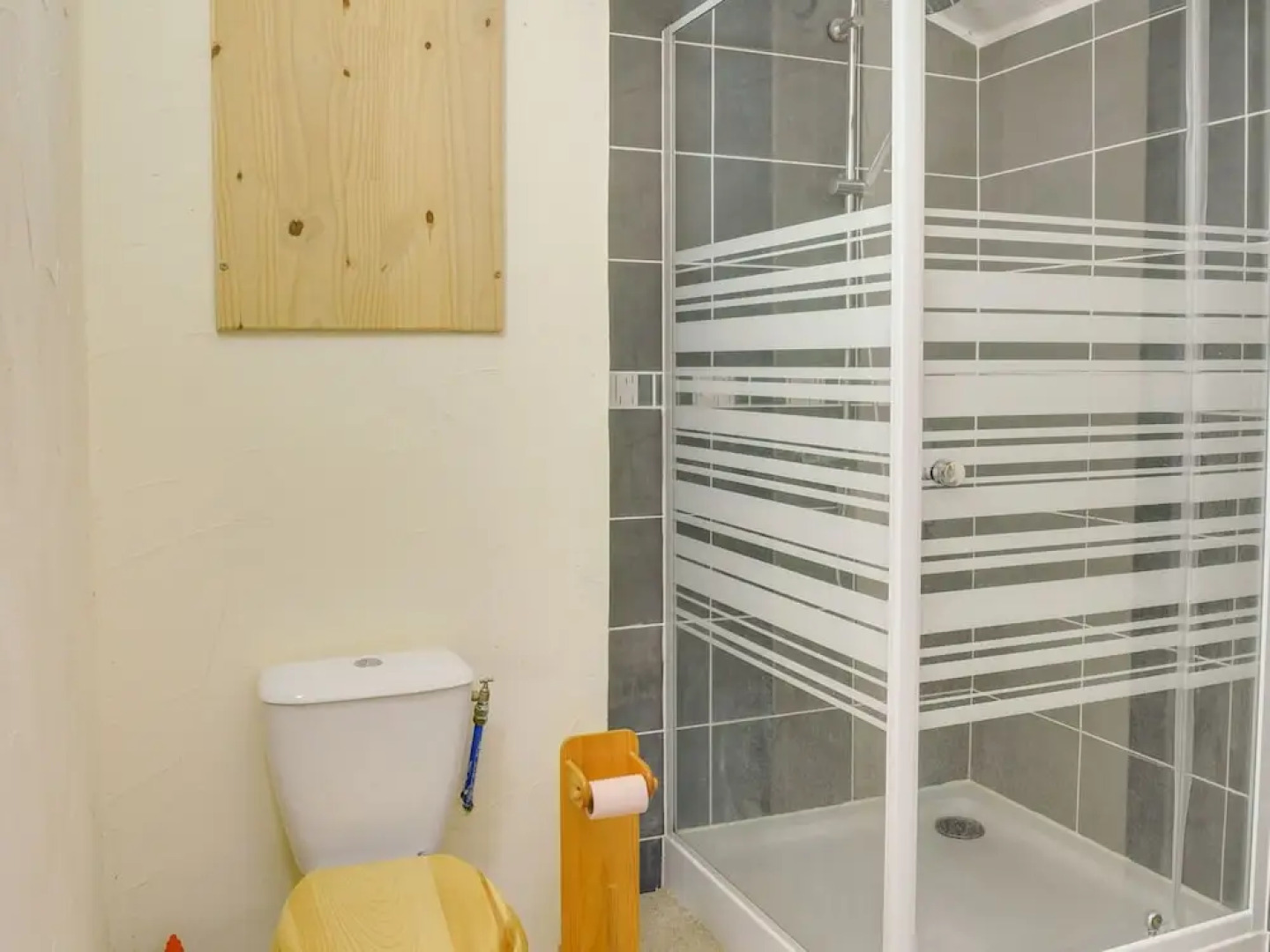 Secluded Holiday Home in Lacapelle-biron With Swimming Pool