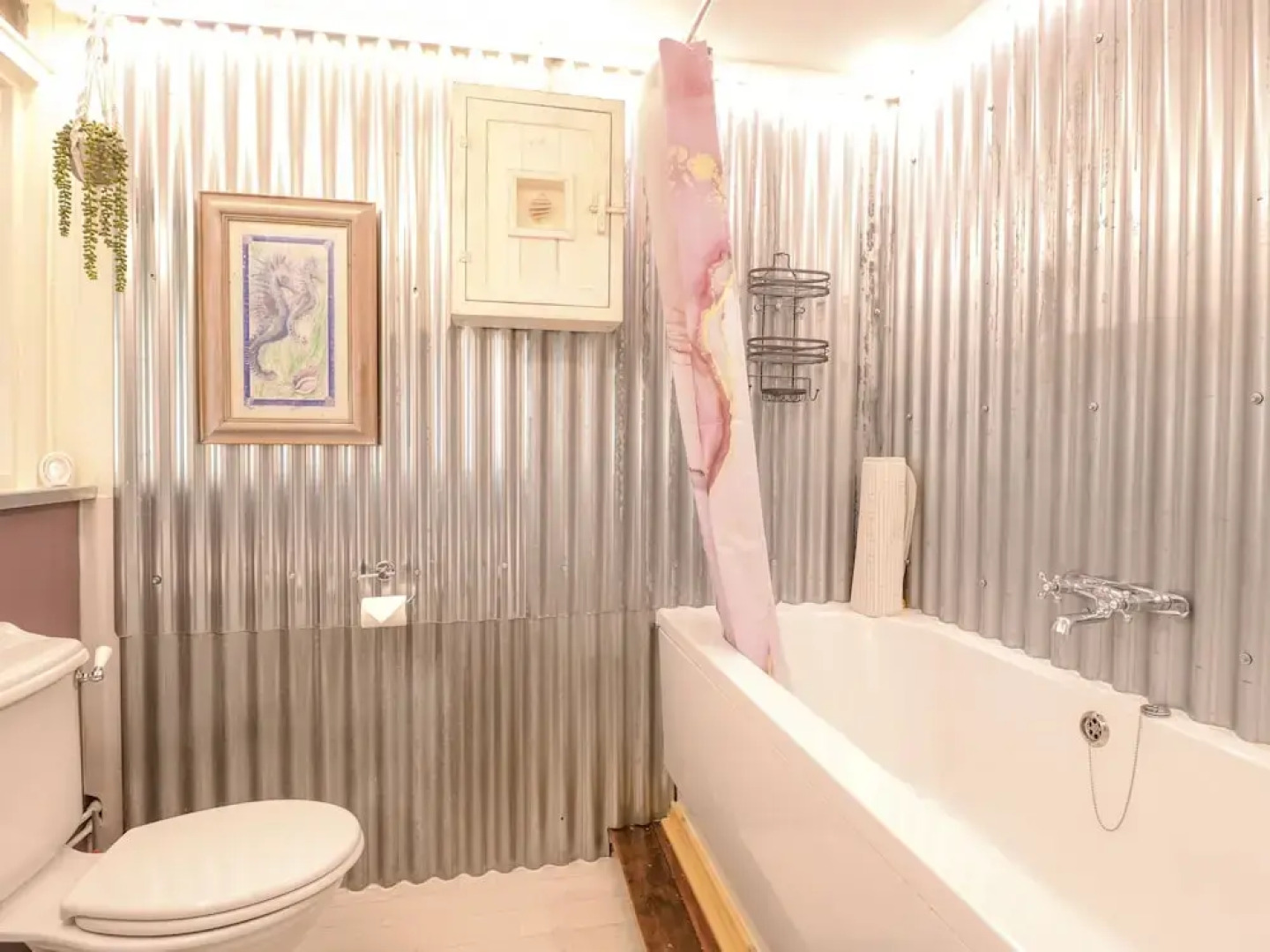 White Rabbit, Cross Lane