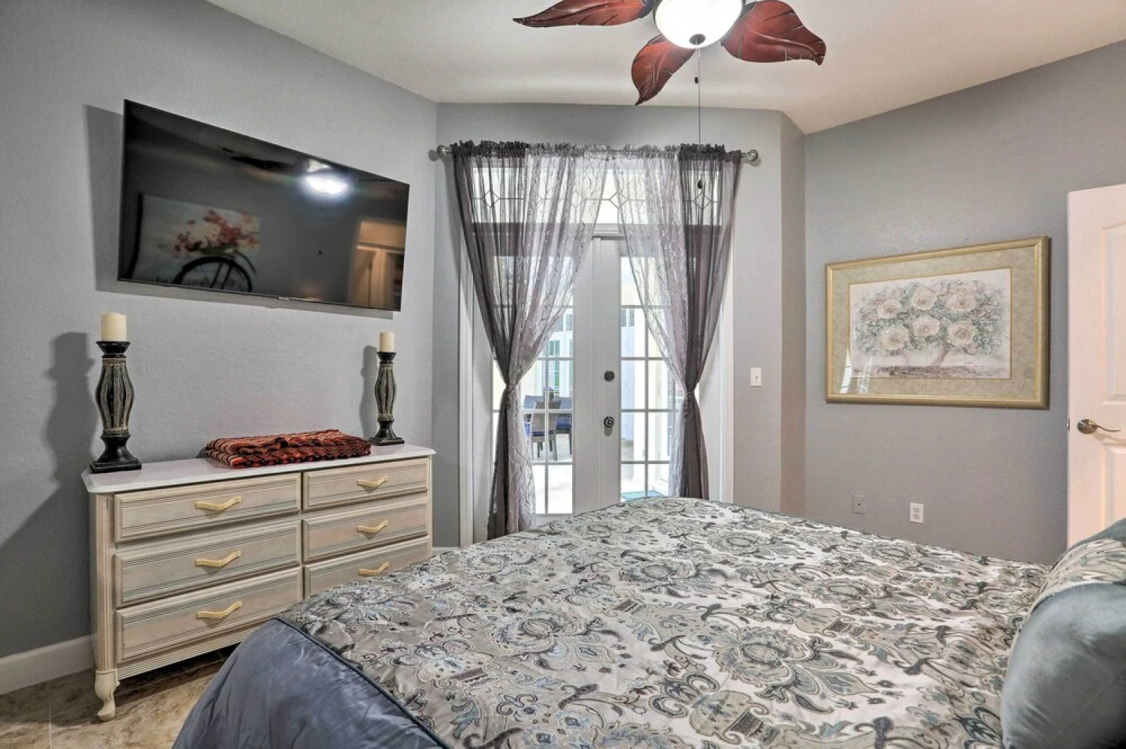 Pool & Fire Pit: Cape Coral Golf Course Getaway