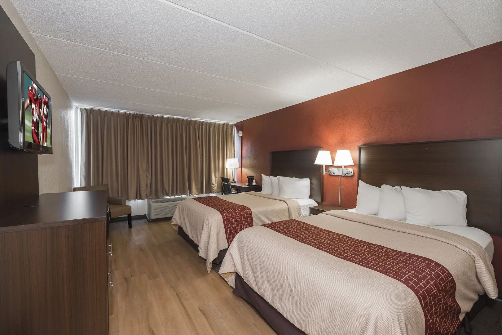 Red Roof Inn Cortland