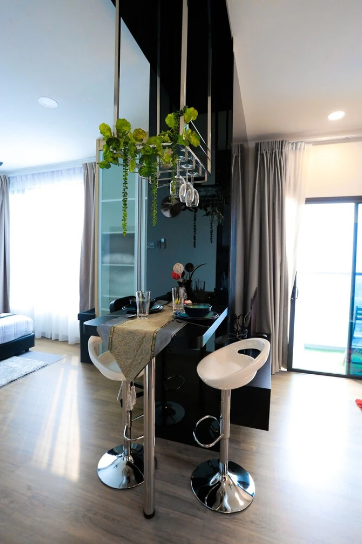 MLH Deluxe Studio Suites @ Landmark Residence