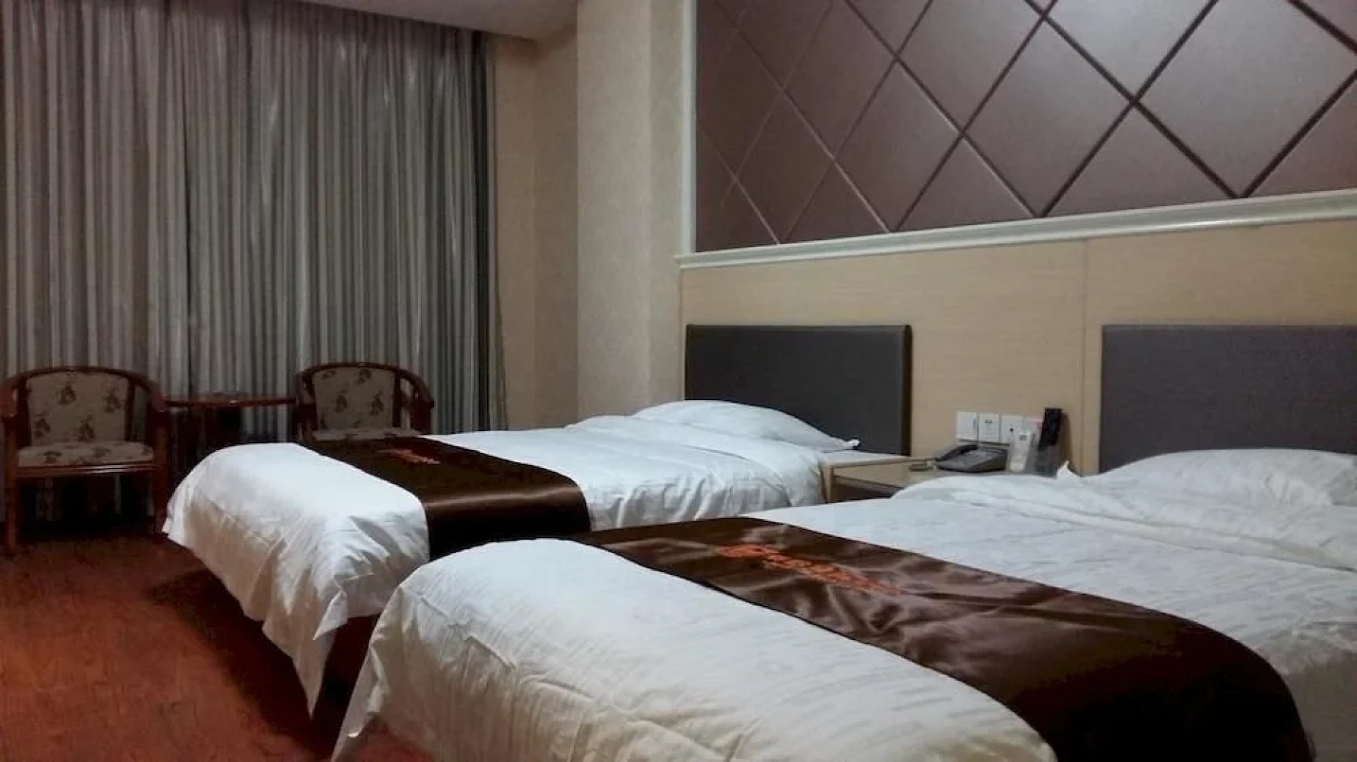 Shangjia Express Hotel