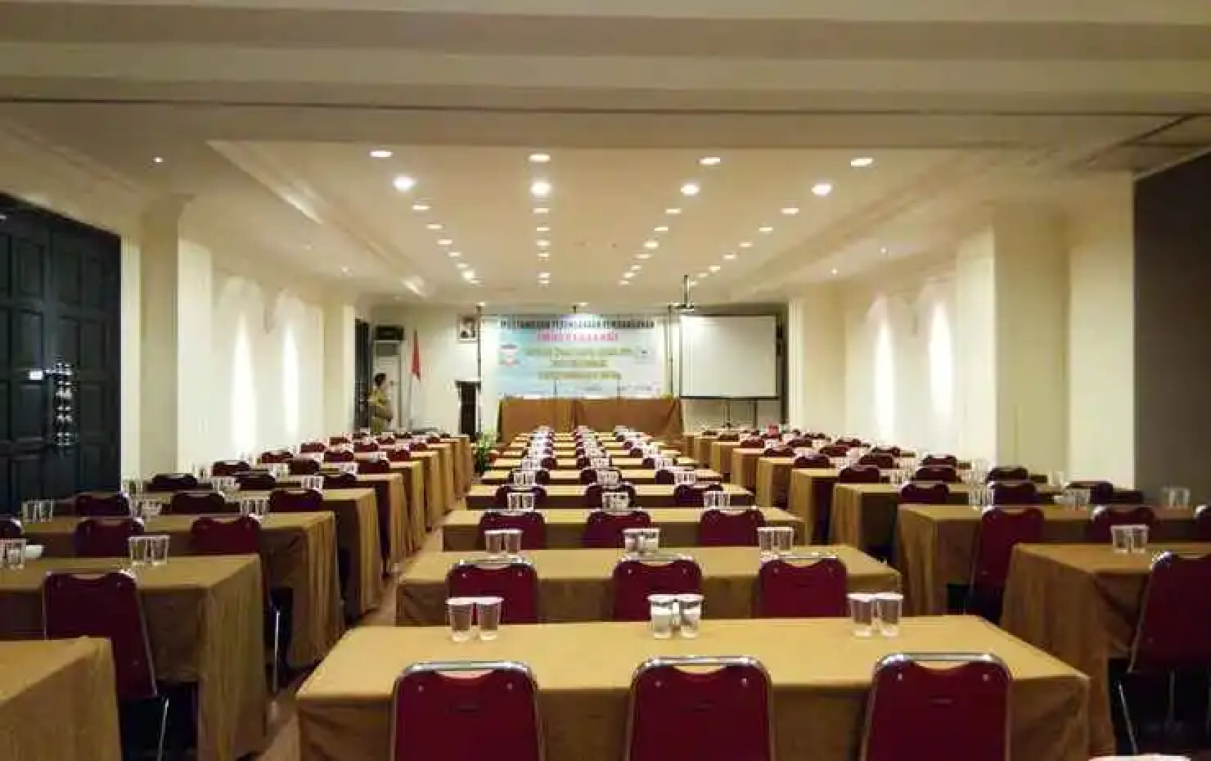 Colonial Hotel Makassar