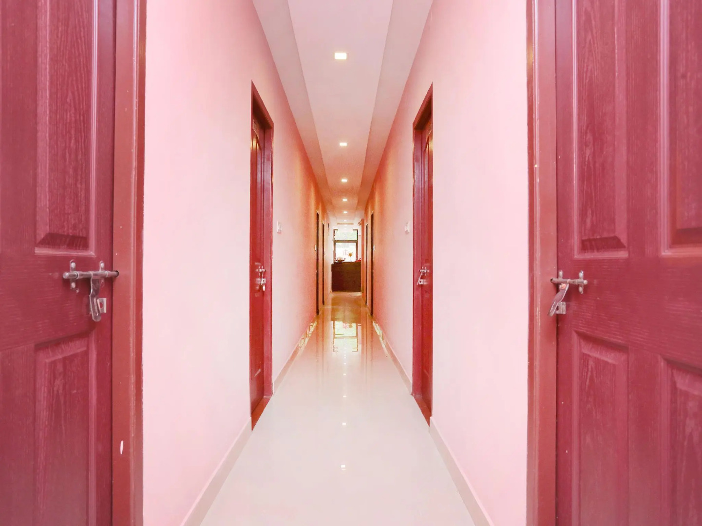 OYO 4706 Chalil Residency