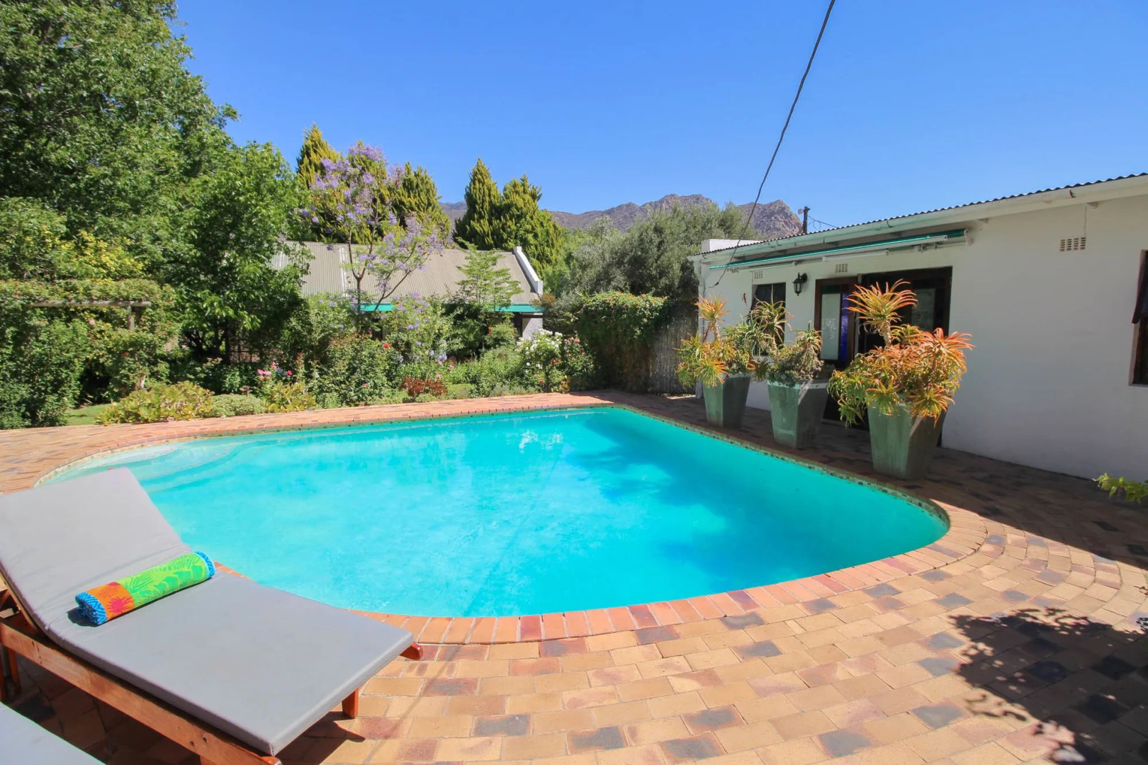 Airlies Guest House