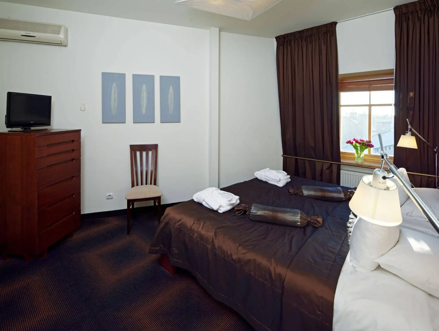 Rixwell Centra Hotel