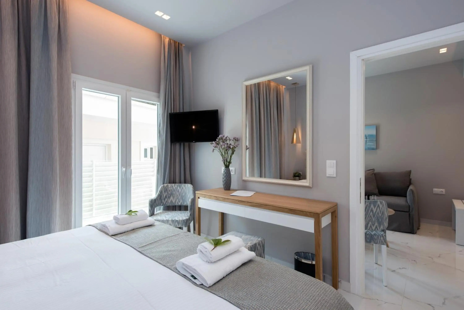 Melina Bay Boutique Hotel