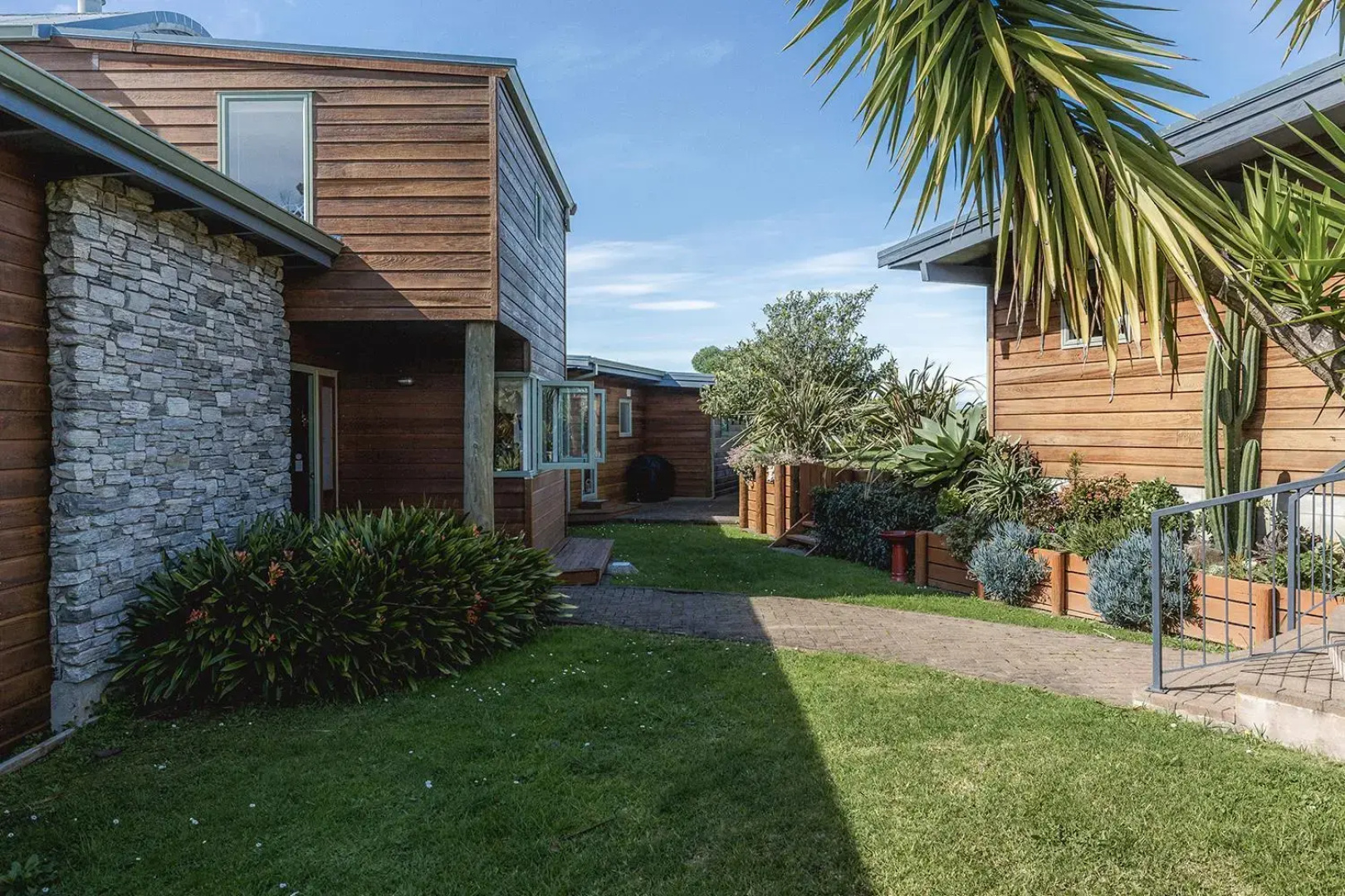 Seaview Sojourn - Waiheke Escapes